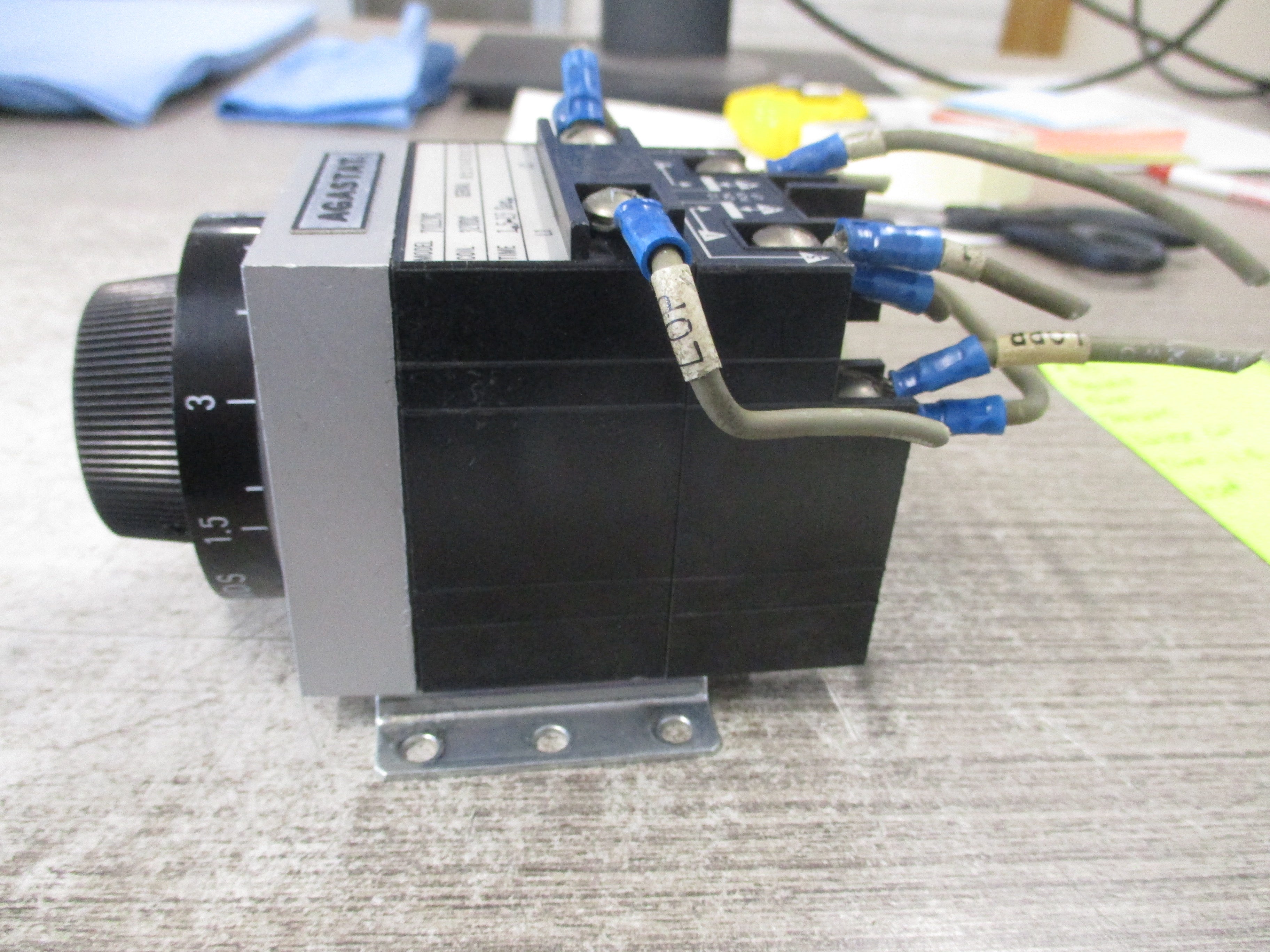 Agastat Timer 7012VC 32VDC Coil Time: 105-15 sec. Used