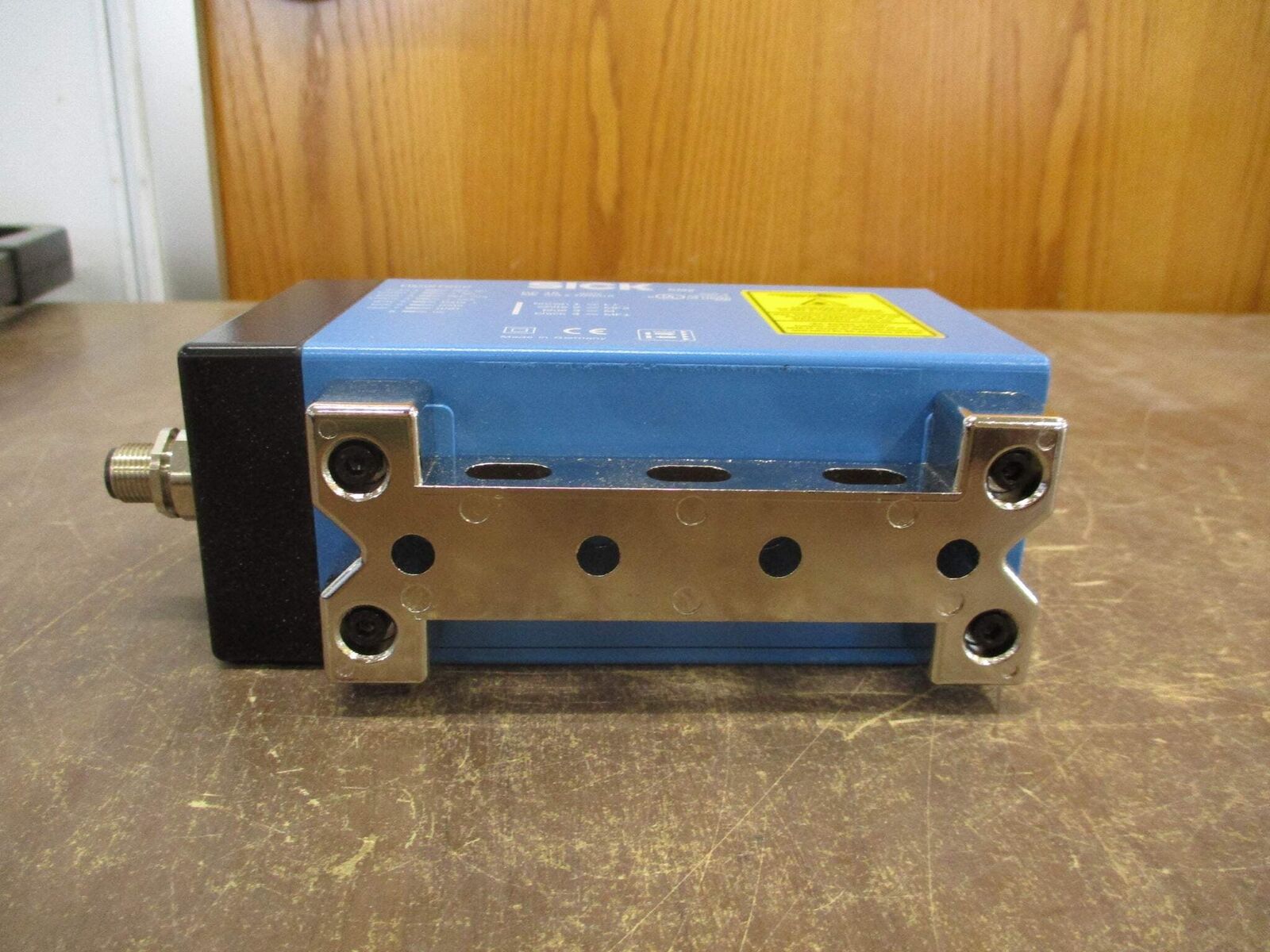 Sick Laser Distance Sensor DME5000-217 *Includes Manual & Software* New Surplus