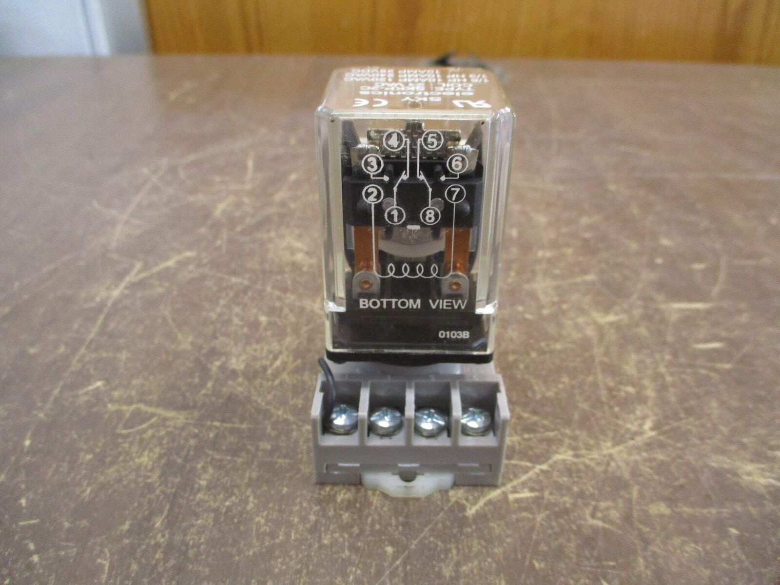Sky Electronics Relay SKKP-2C 24V Coil w/ Base Used