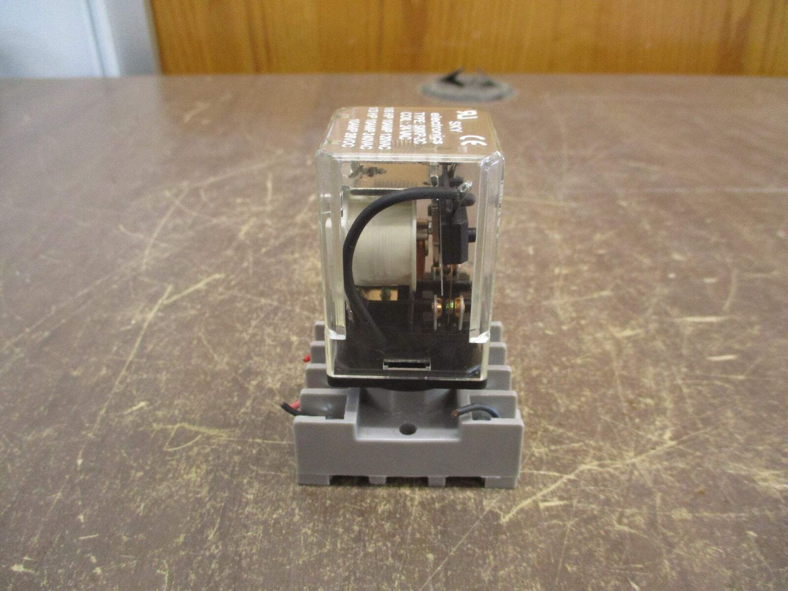 Sky Electronics Relay SKKP-2C 24V Coil w/ Base Used