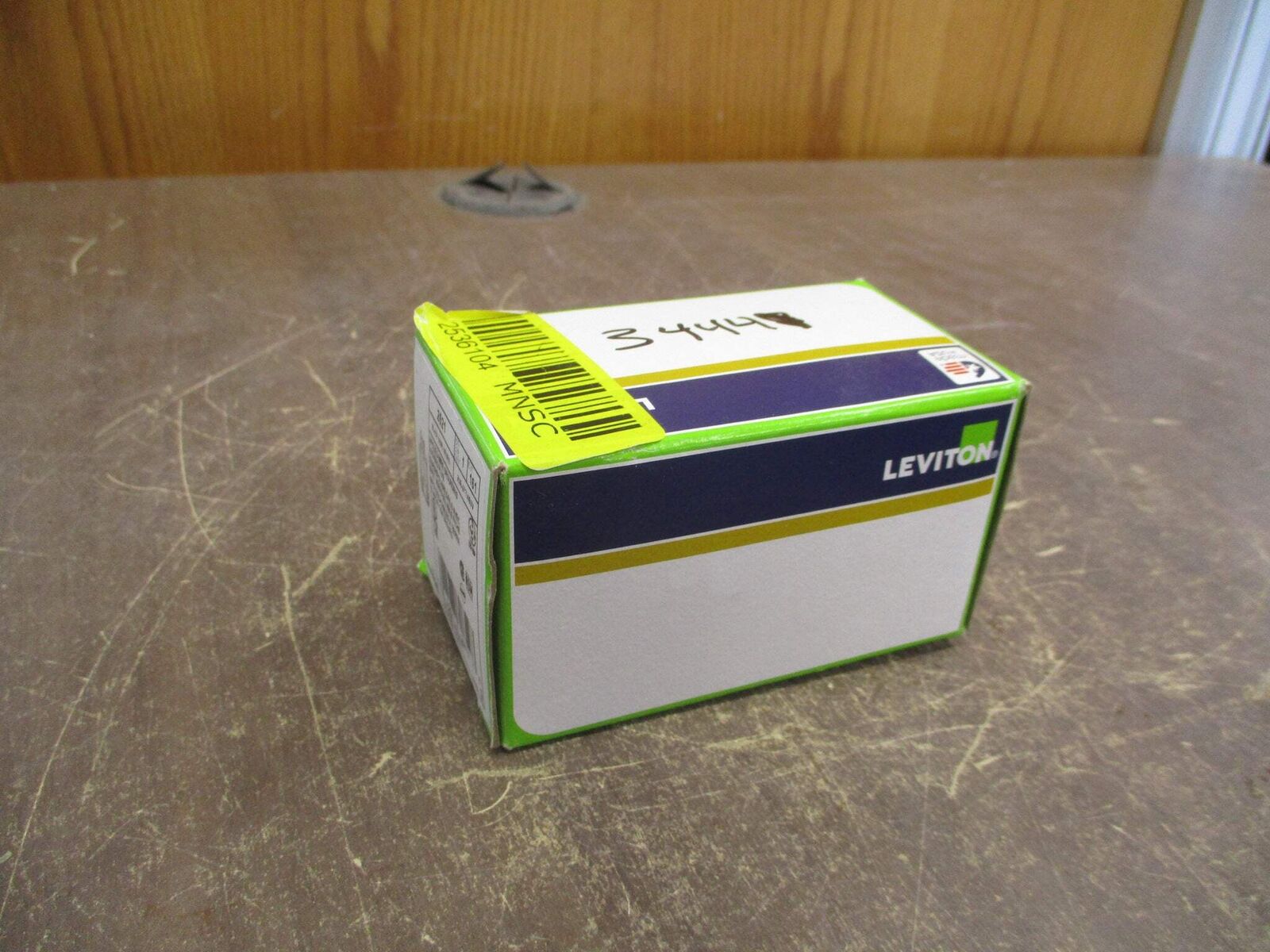 Leviton Plug 2521 20A 277/480V 4P 5W New Surplus