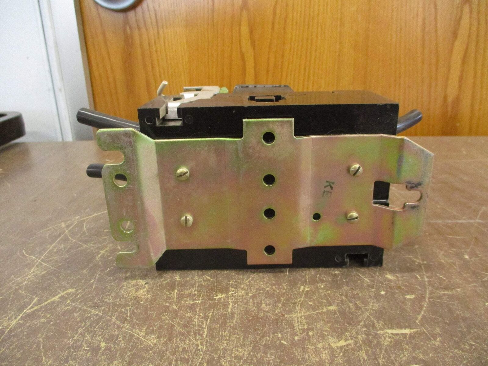 GE Lighting Contactor CR160L4700AA 120V Coil 60A 480V Used