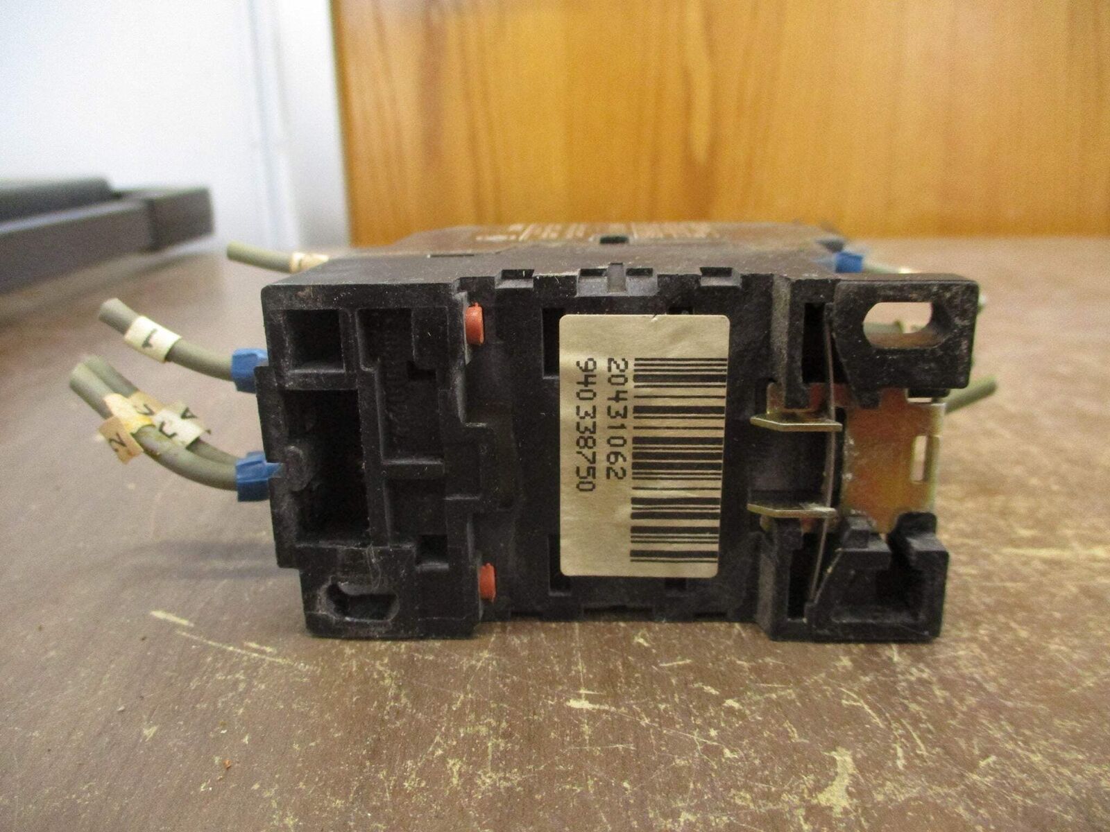 GE Contactor CR7RA 120V Coil 20A 600V w/Aux Contact Block Used