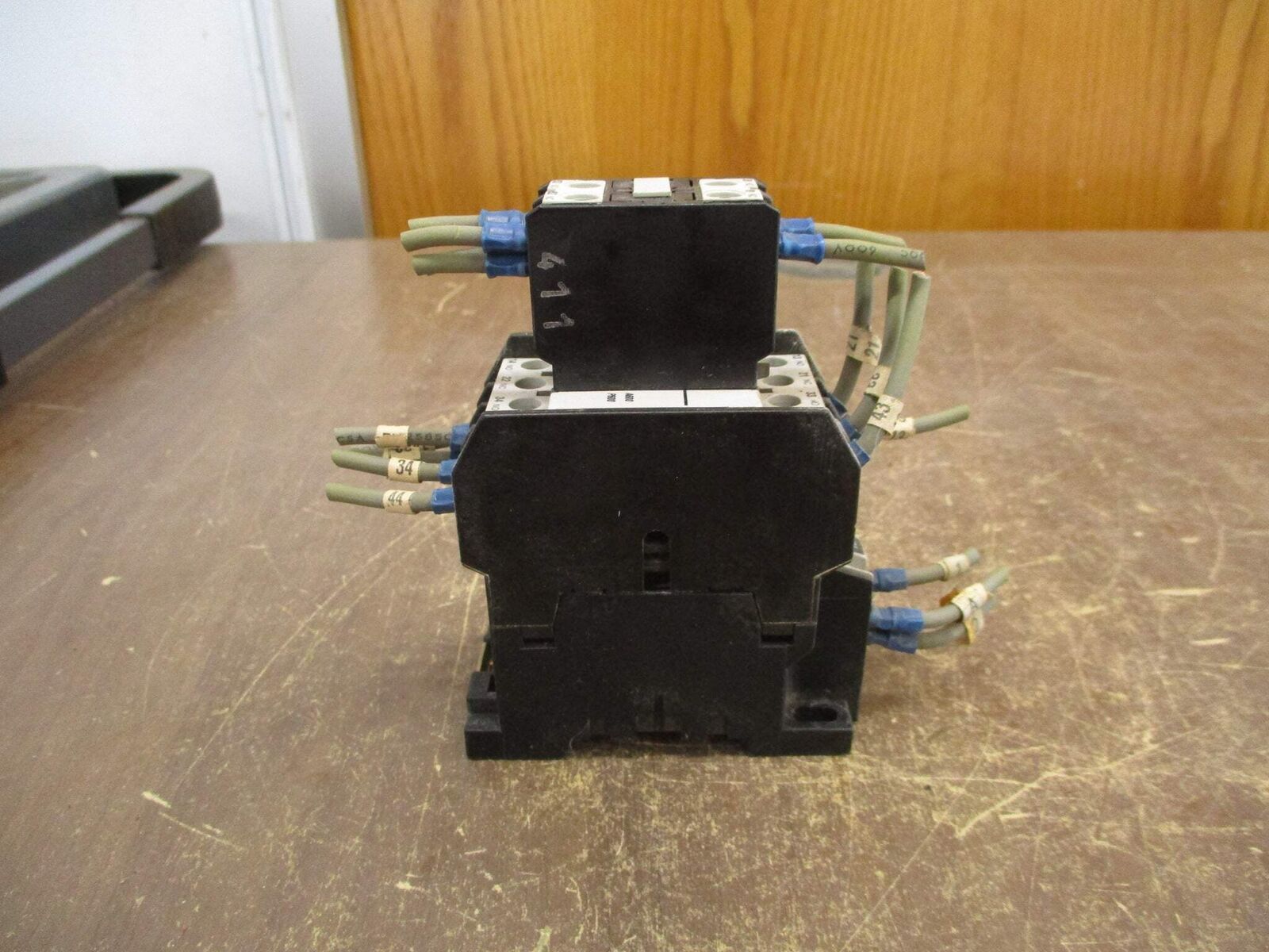 GE Contactor CR7RA 120V Coil 20A 600V w/Aux Contact Block Used