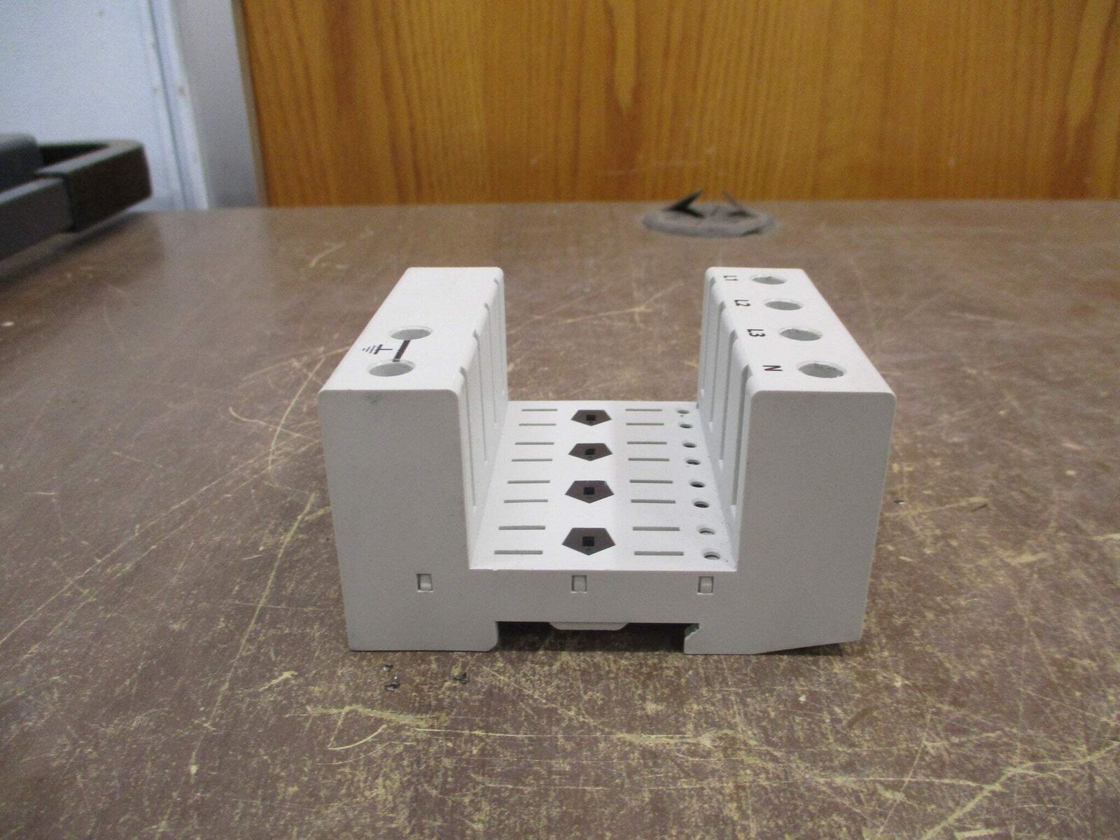 Citel Surge Suppressor Din Rail DS44S-480/G 4-Slot 480/277V 3Ph Used.