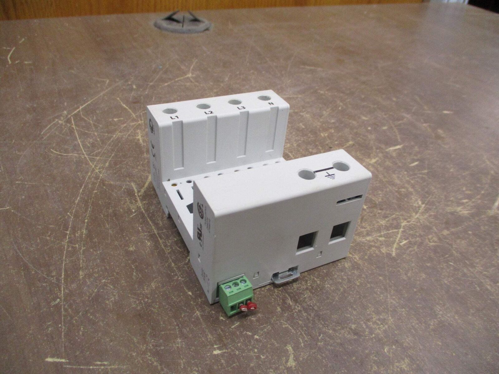 Citel Surge Suppressor Din Rail DS44S-480/G 4-Slot 480/277V 3Ph Used.