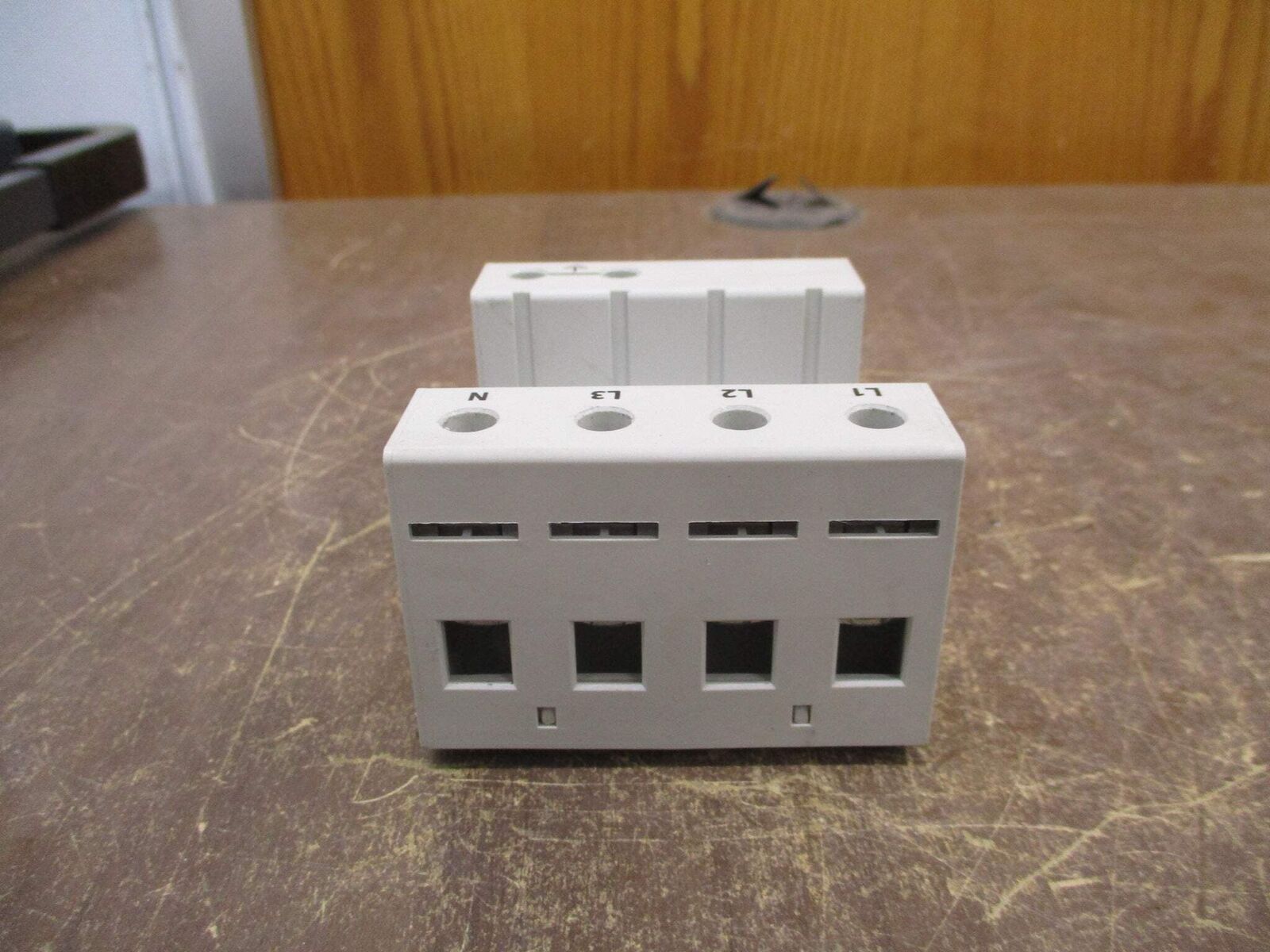 Citel Surge Suppressor Din Rail DS44S-480/G 4-Slot 480/277V 3Ph Used.