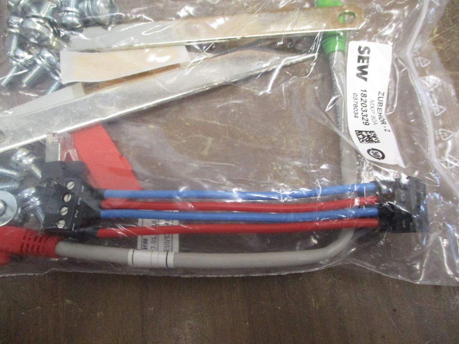 Sew-Eurodrive Accessory Kit 18203329 New Surplus