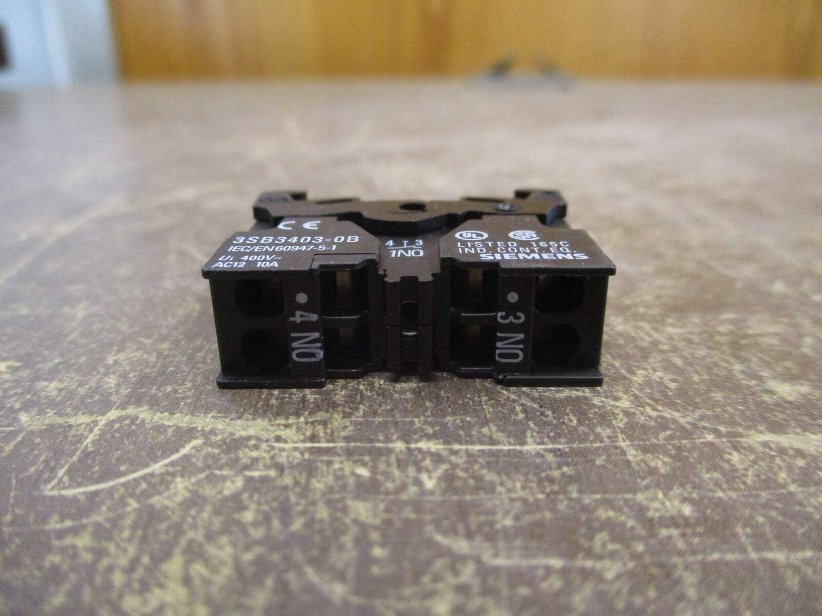Siemens Actuator Contact Block 3SB3403-0B 10A 400V *No Box* New Surplus