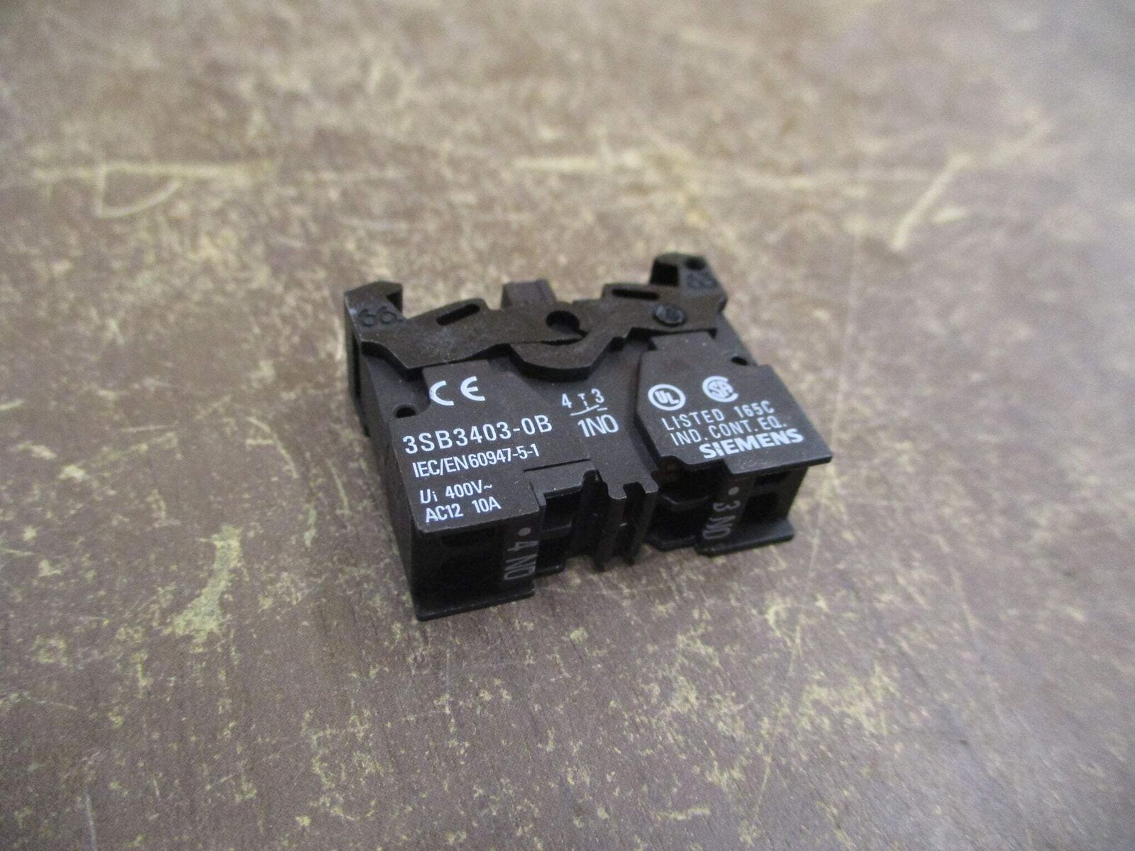 Siemens Actuator Contact Block 3SB3403-0B 10A 400V *No Box* New Surplus