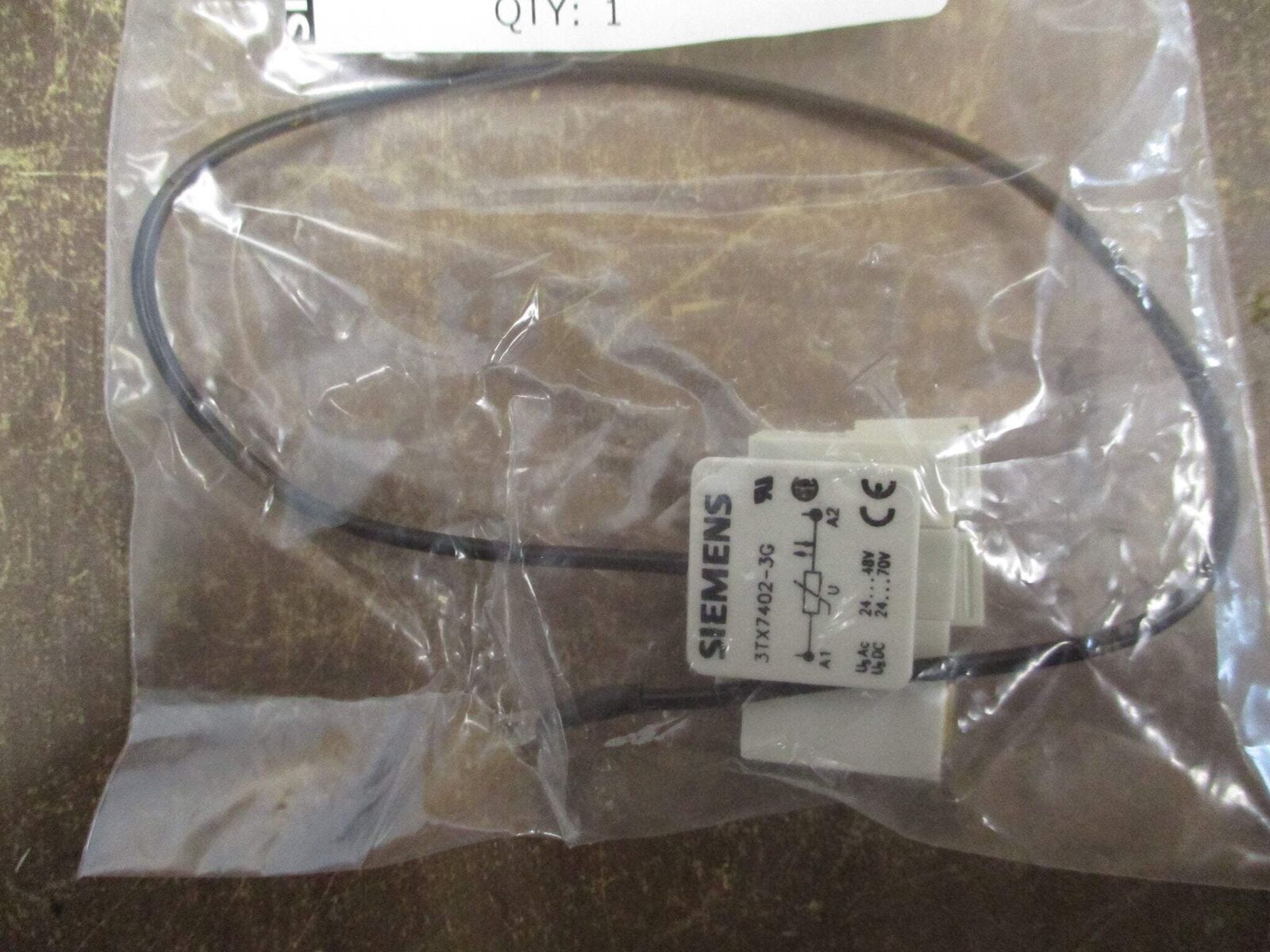 Siemens Surge Suppressor 3TX74023G New Surplus