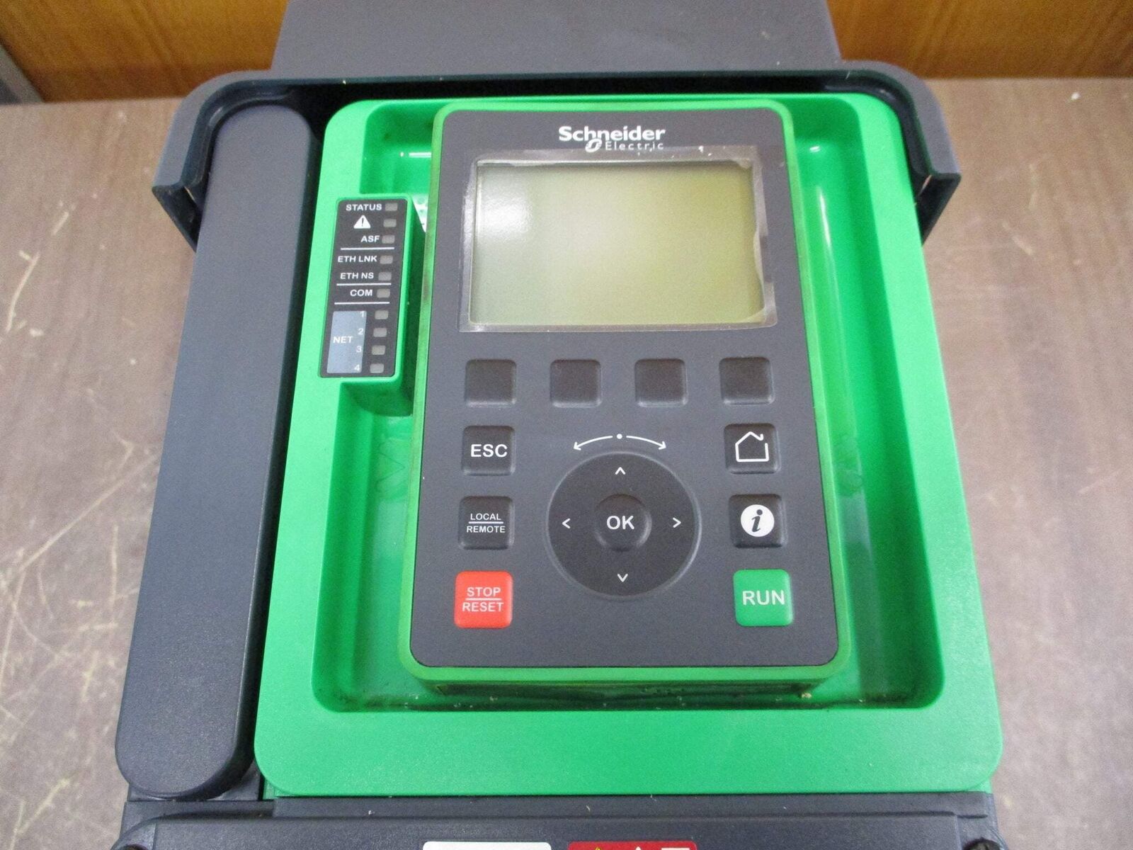 Schneider Electric Altivar 630 AC Drive ATV630U75N4 10HP 3Ph w/ Keypad Used