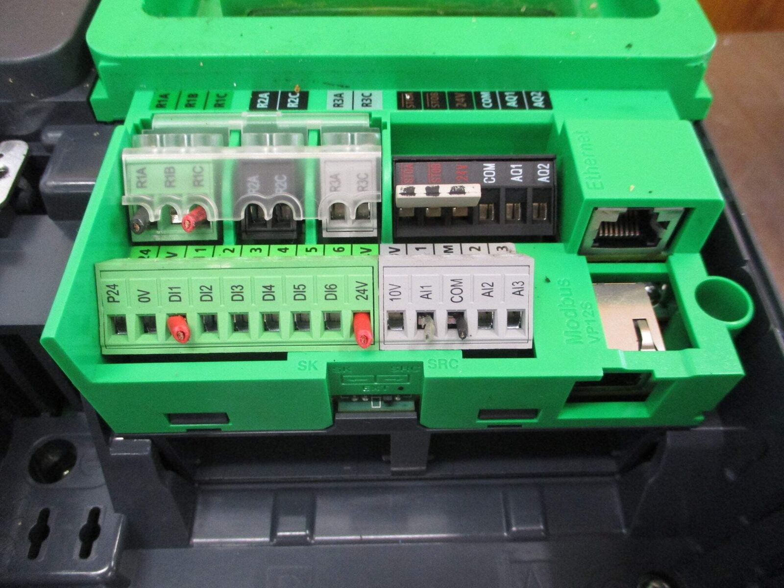 Schneider Electric Altivar 630 AC Drive ATV630U75N4 10HP 3Ph w/ Keypad Used
