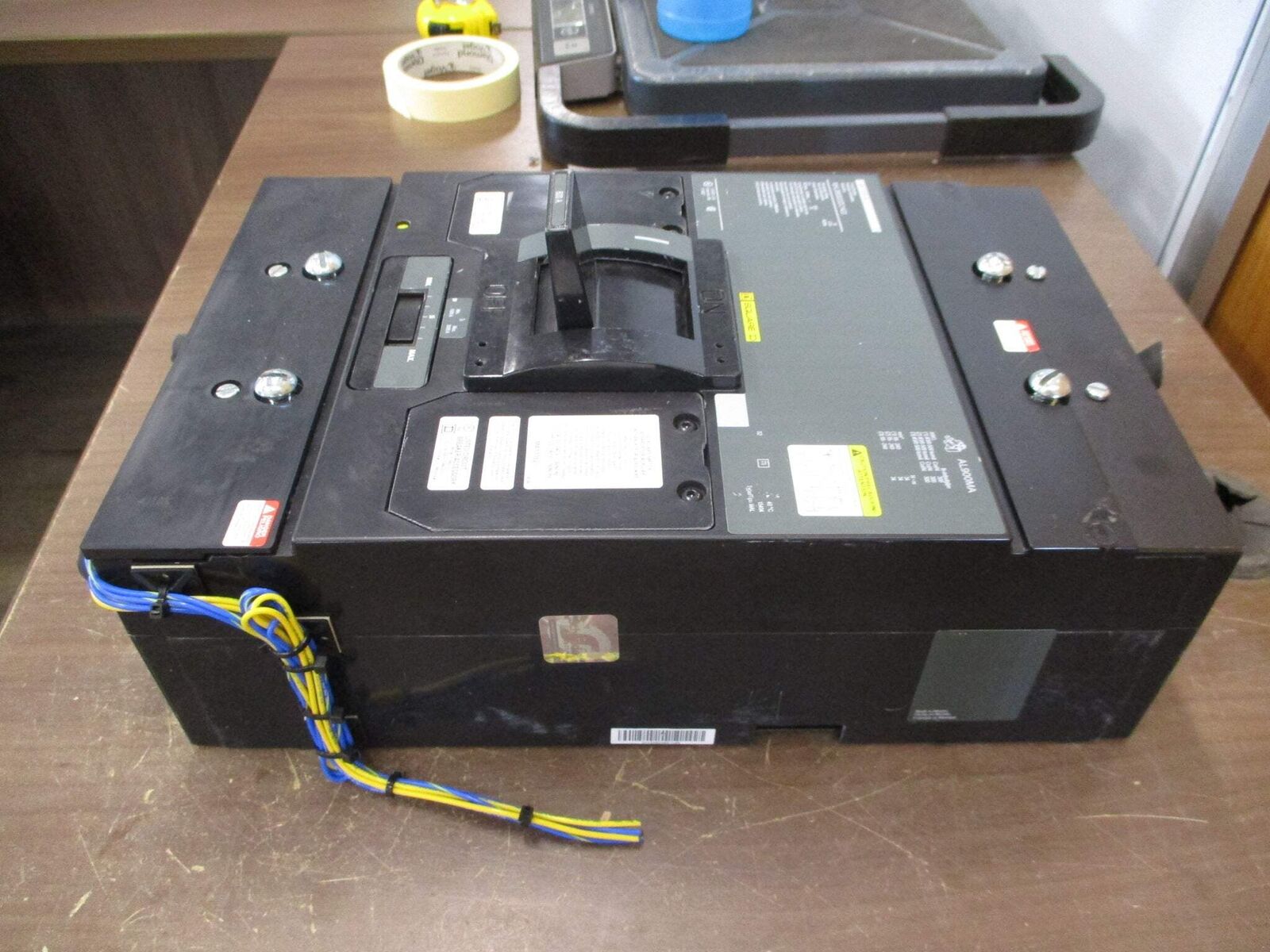 Square D DC Breaker Disconnect MHL3660033DC1433 600A 600VDC Used