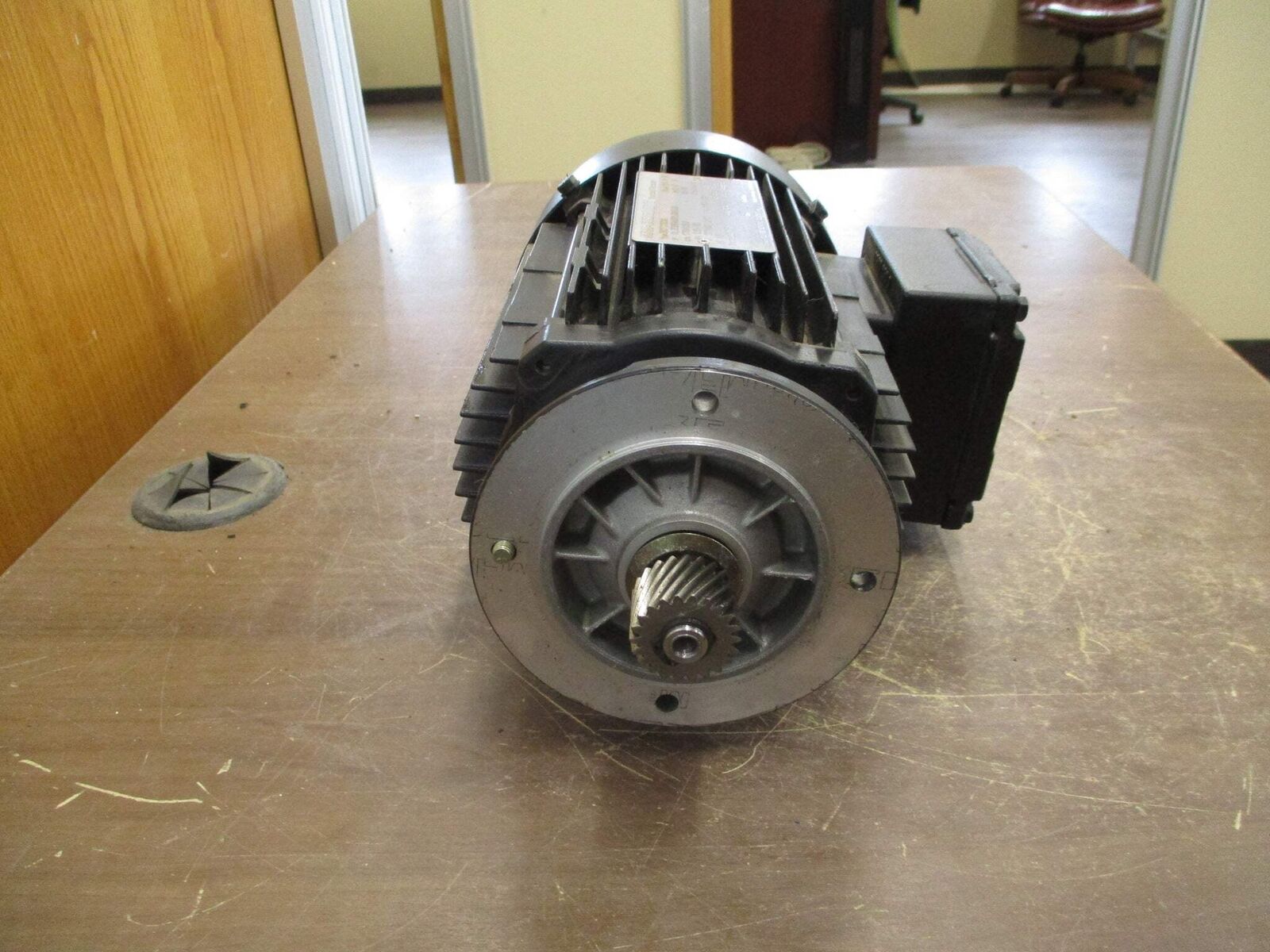 Sew-Eurodrive Motor RF27 DT80K4 3/4HP 1800RPM 277/480V 2.40/1.38A 3Ph 60Hz Used