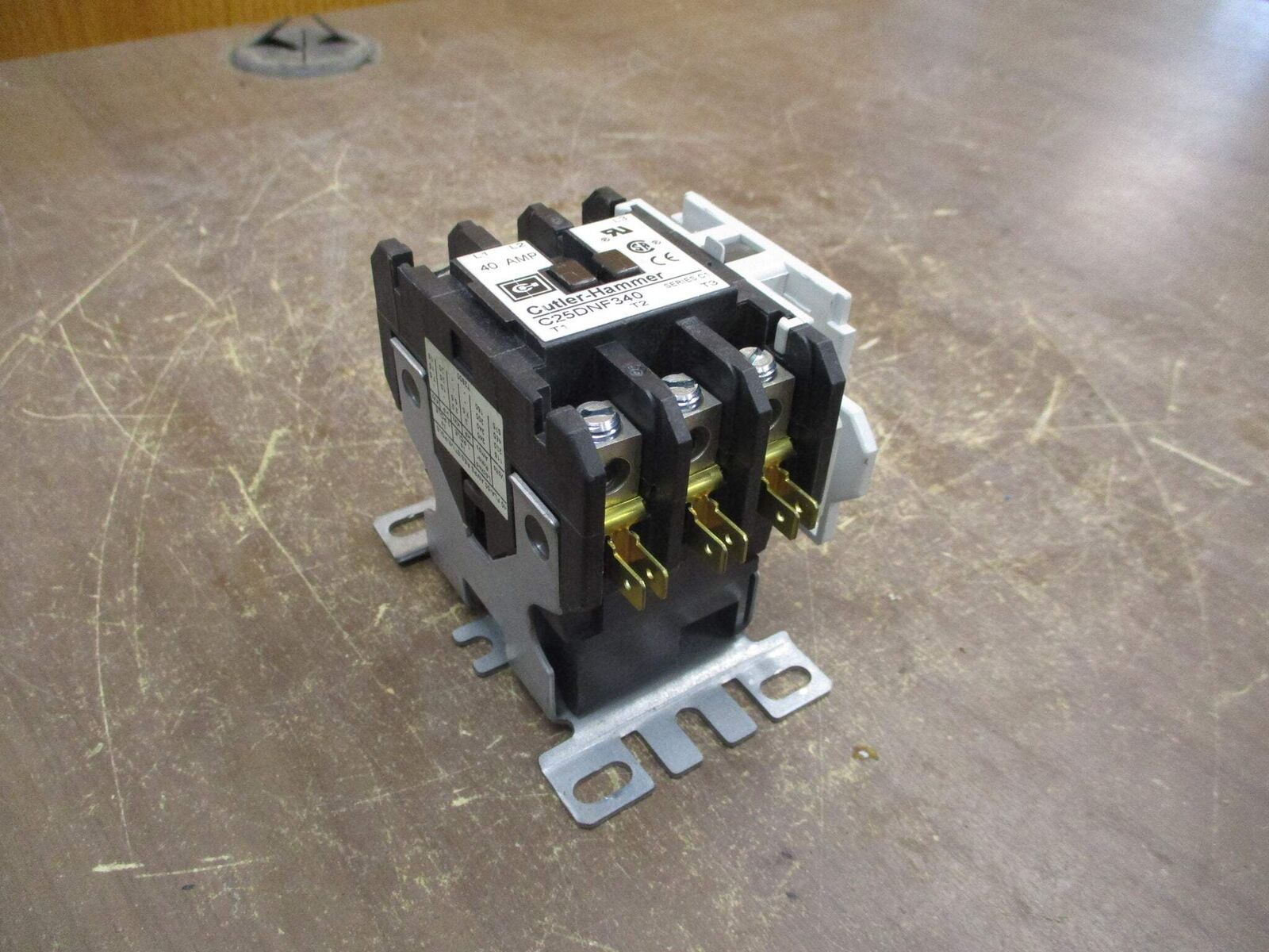 Cutler-Hammer Contactor C25DNF340 Ser. C1 120V Coil 40A w/ Aux Contact Used
