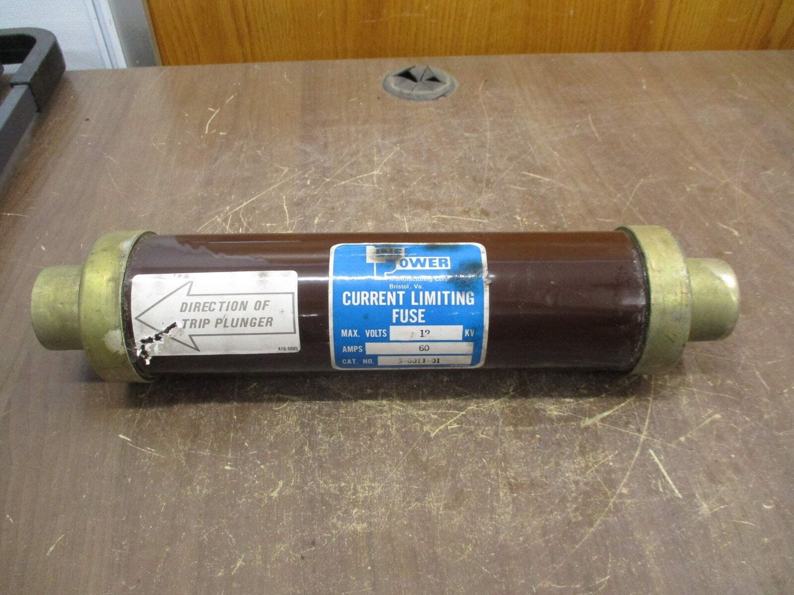 Line Power Fuse 3-0011-01 60A 12kV Used