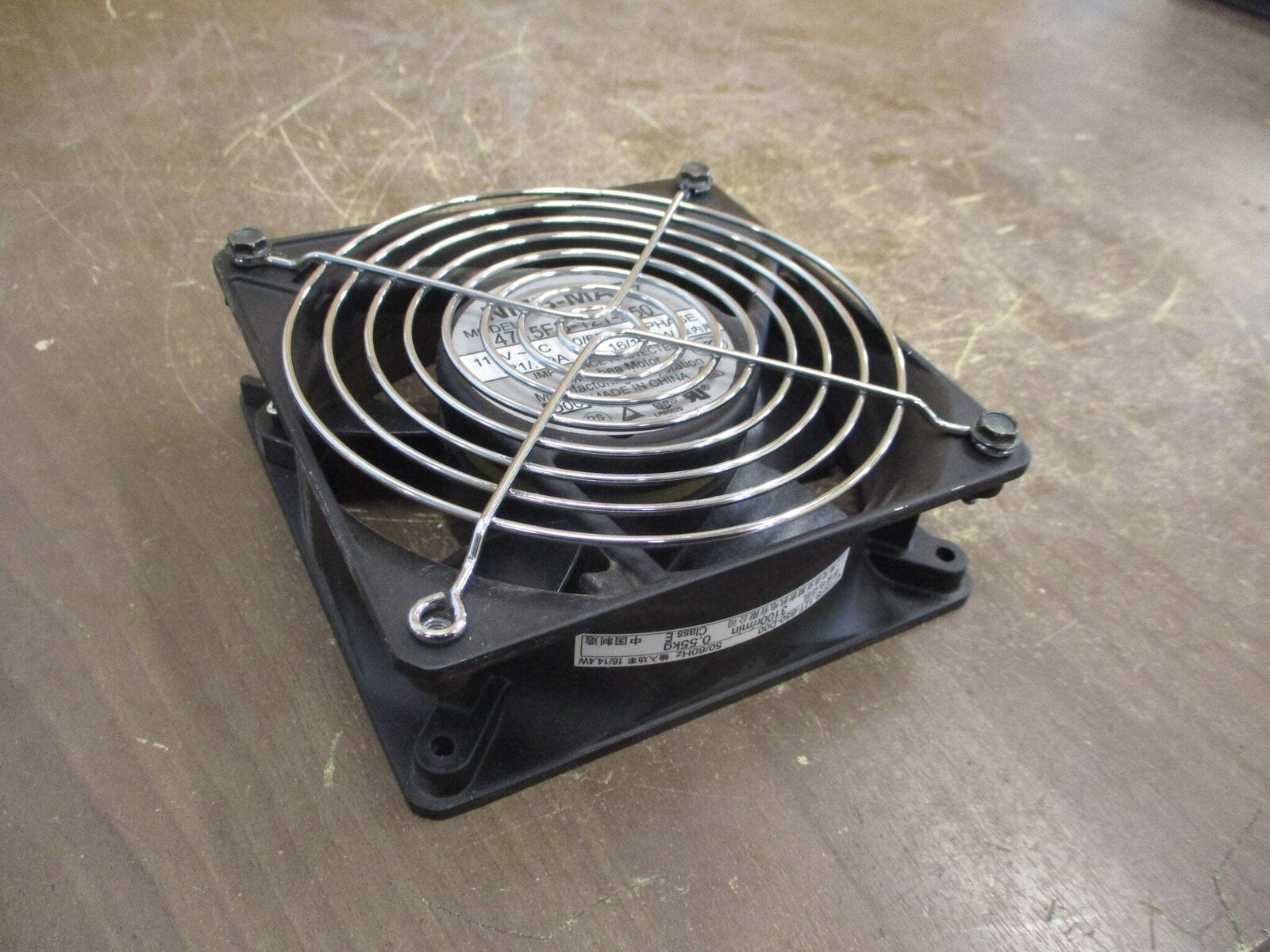 Minebea NMB-MAT Axial Fan 4715FS-12T-B50 115V 50/60Hz 1Ph 0.21/0.19A Used