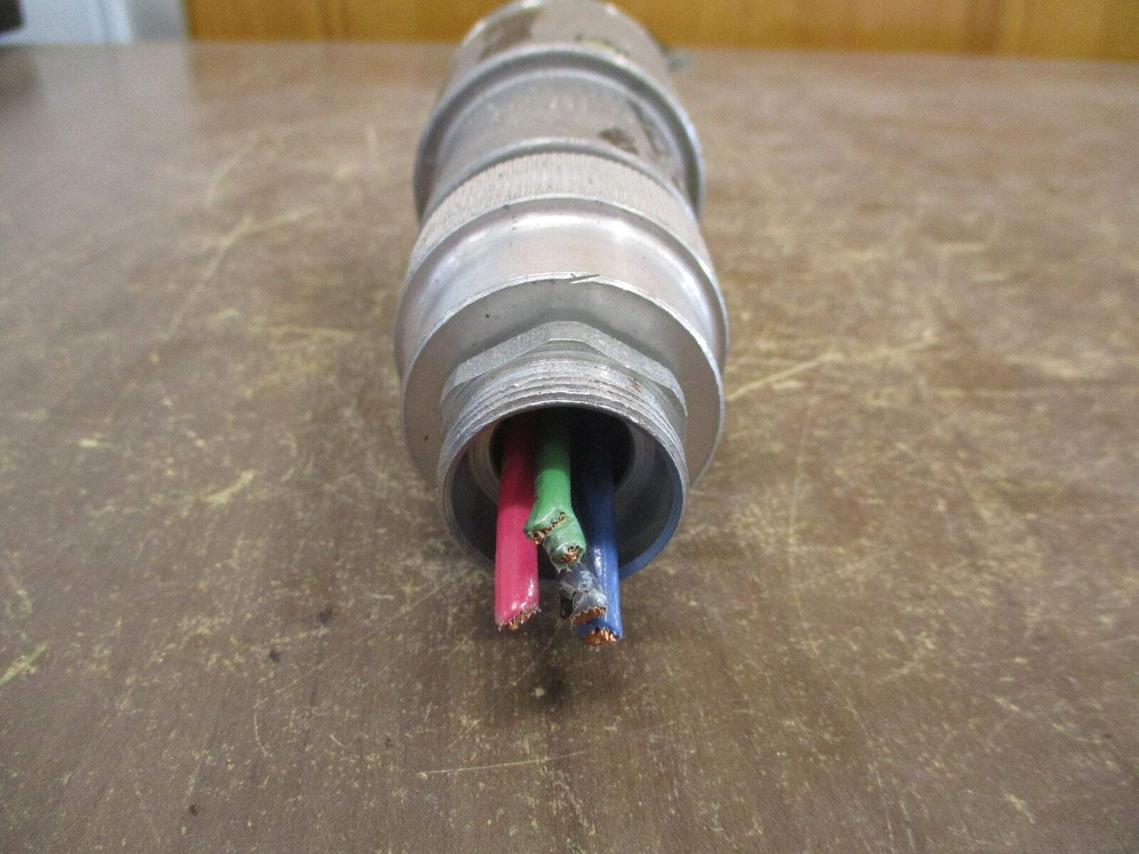 Russellstoll Connector 3934 20A 600V 30A 250V 3P 4W Used