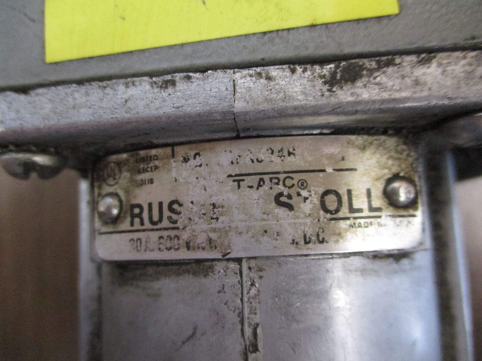 Russellstoll Receptacle JRFA334H 30A 250/600V W/Base & Angle Adapter *No Cover*