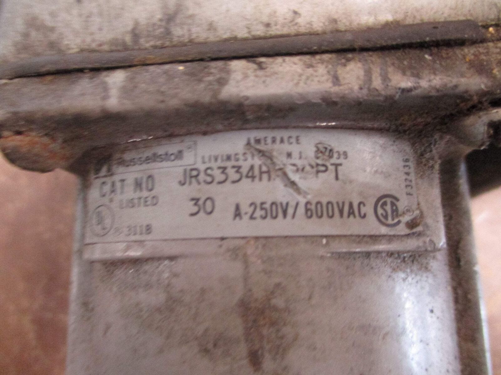 Russellstoll Receptacle JRS334H/RCPT 30A 250/600V W/Base & Angle Adapter *No Cov