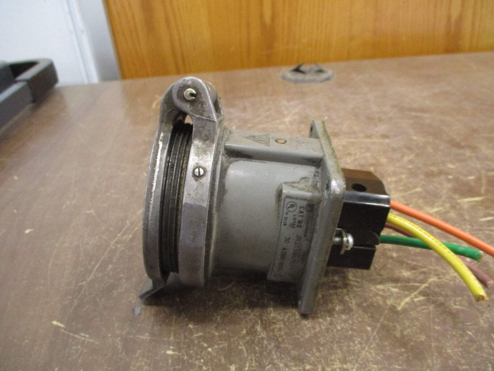 Russellstoll Receptacle JRS334H/RCPT 30A 250/600V Used