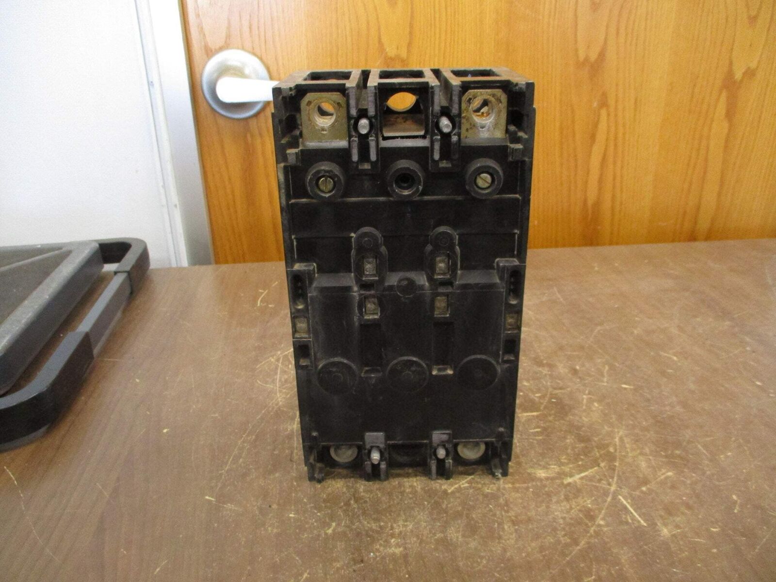 Westinghouse Circuit Breaker LBB2250W 250A 600V 2P Used