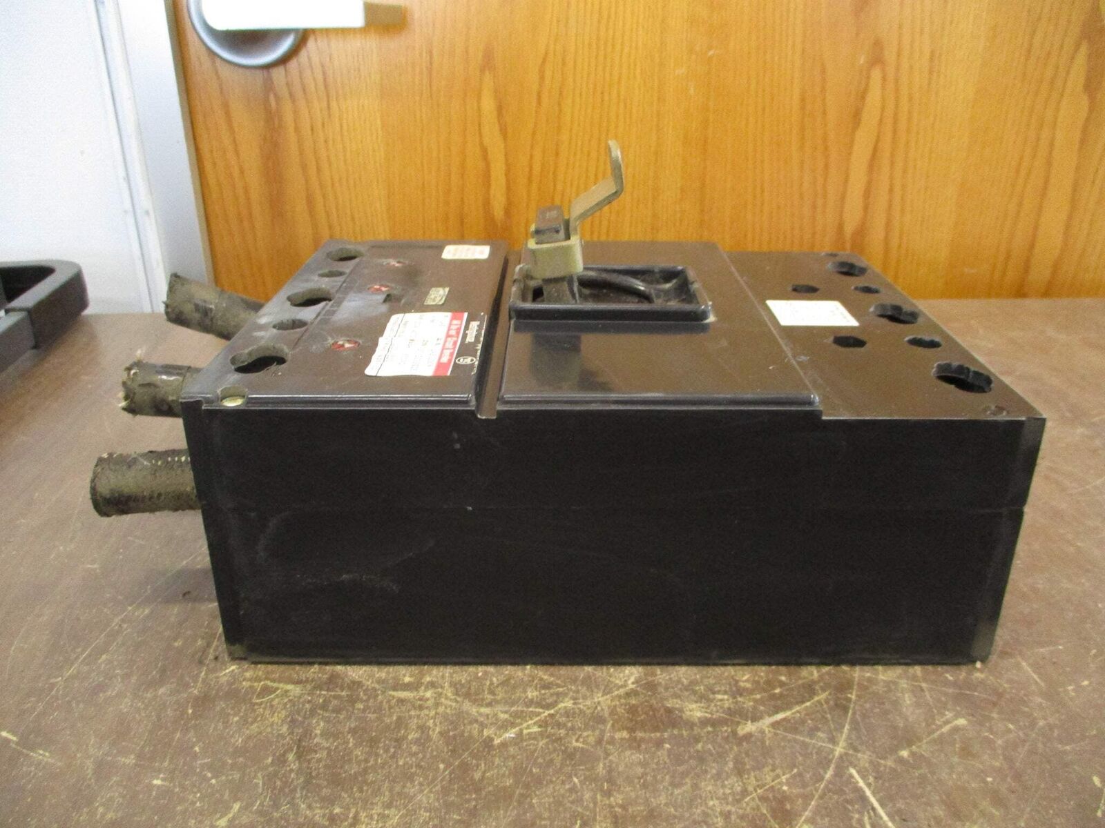 Westinghouse AB De-ion Circuit Breaker LAB3300W 300A 600V 3P Used