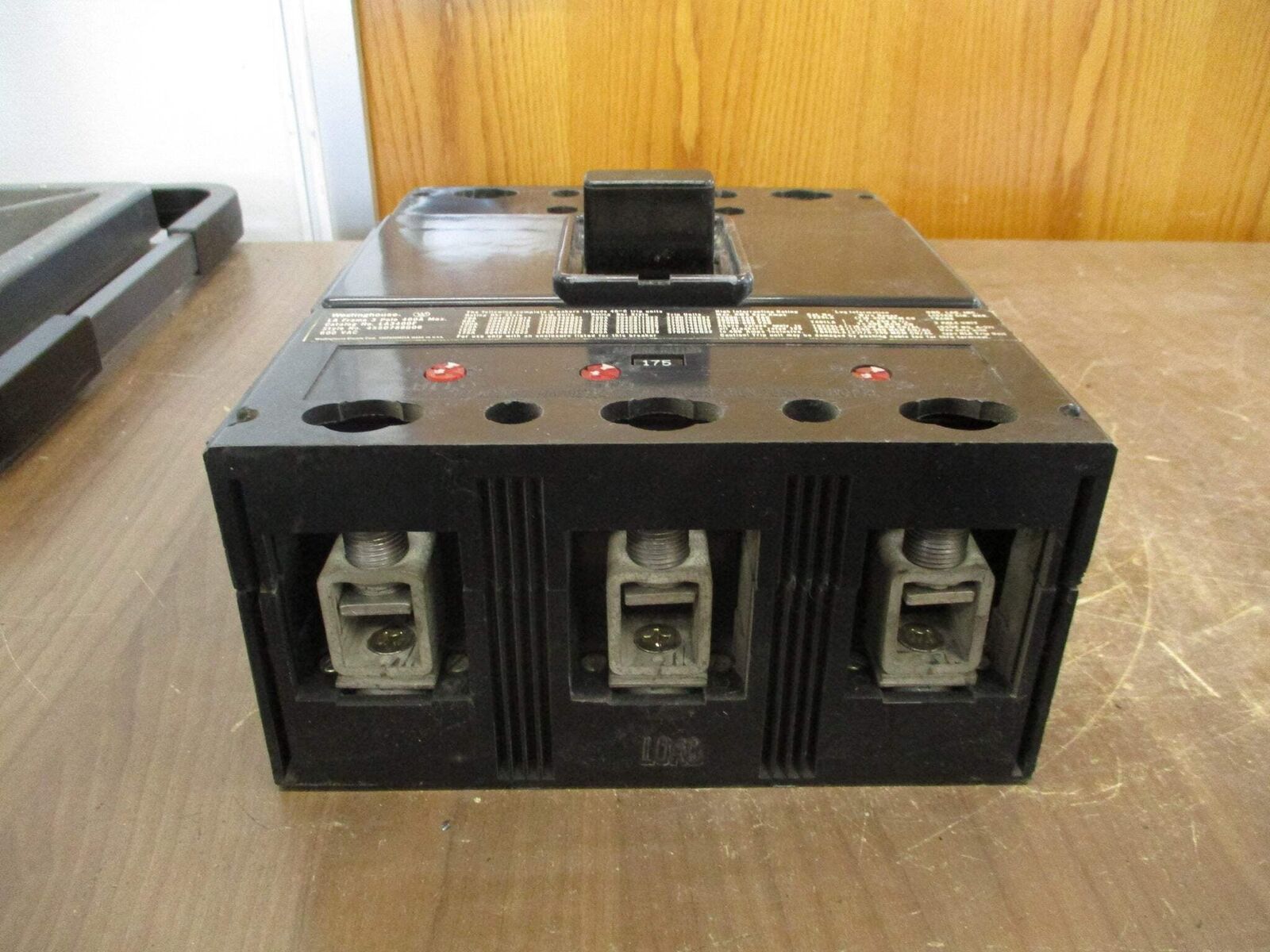 Westinghouse Circuit Breaker LA3400F 175A Trip 600V 3P Used