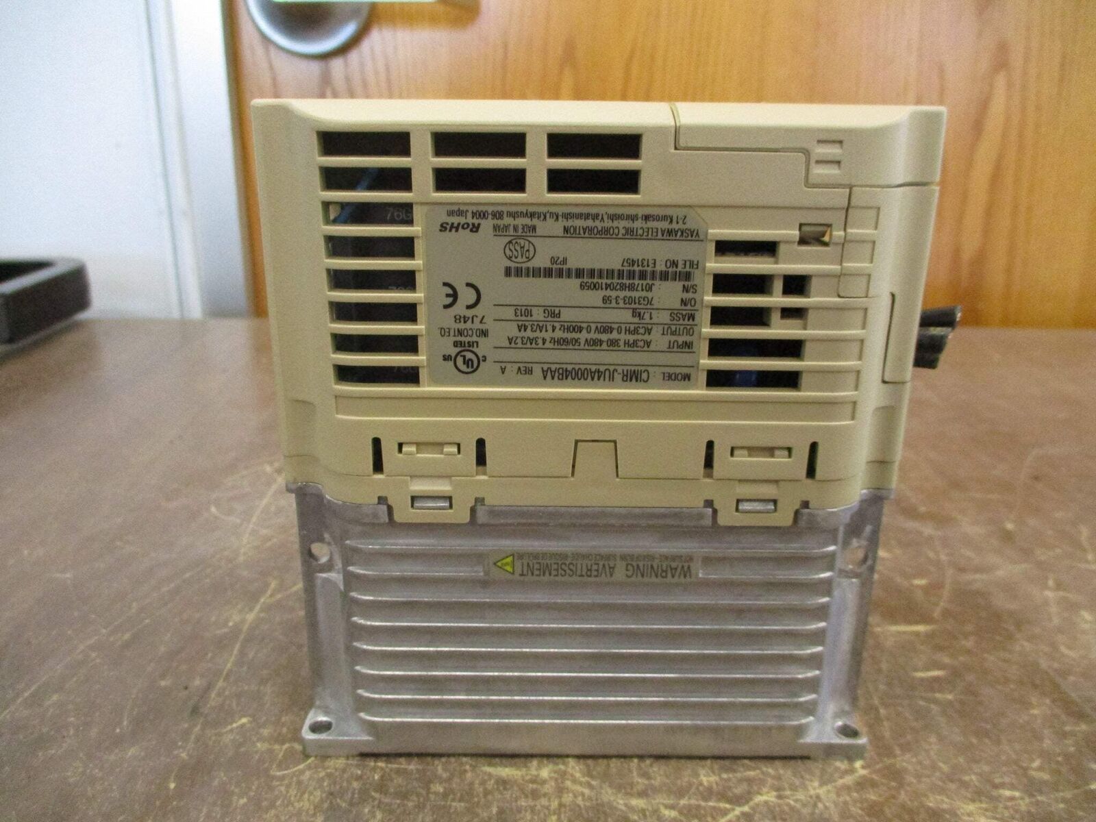 Yaskawa J1000 AC Drive CIMR-JU4A0004BAA 1HP 3Ph Used