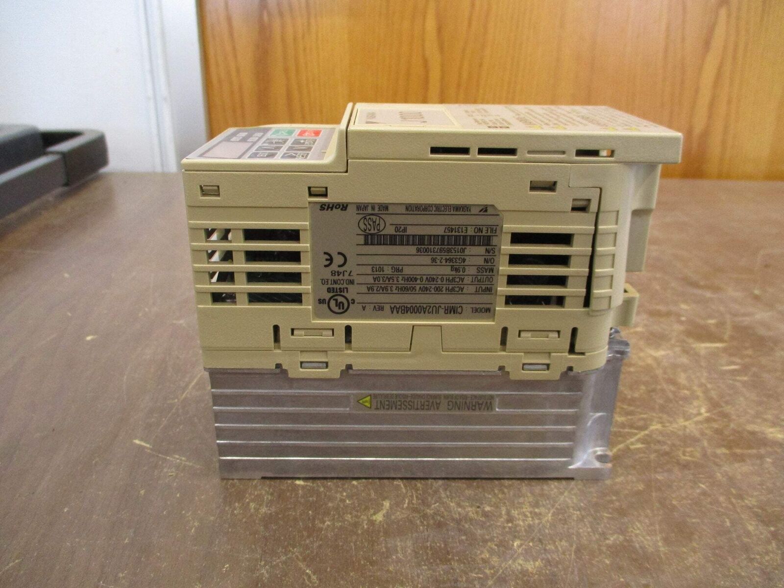 Yaskawa J1000 AC Drive CIMR-JU2A0004BAA 0.75HP 3Ph Used