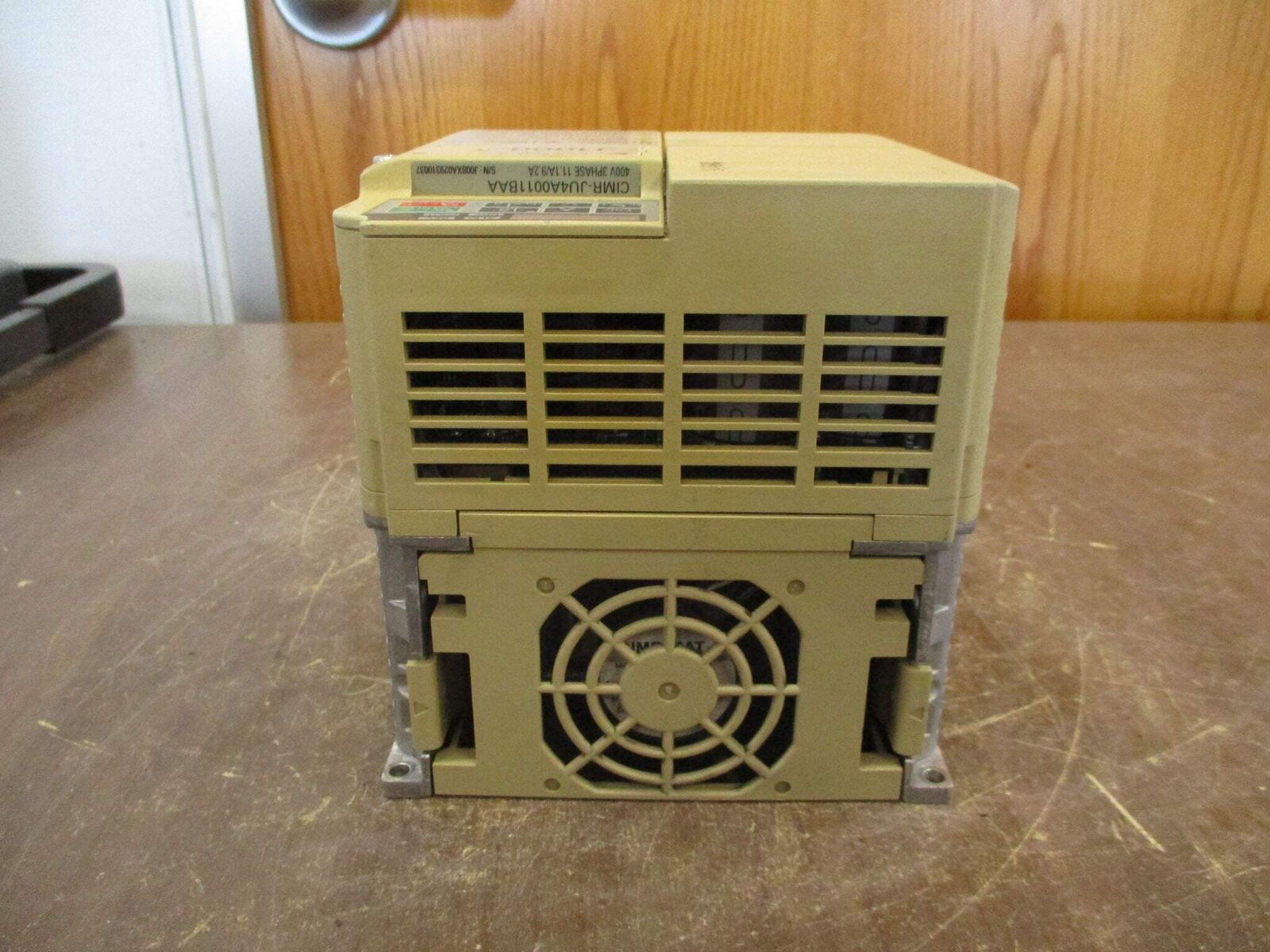 Yaskawa J1000 AC Drive CIMR-JU4A0011BAA 7.5HP 3Ph Used