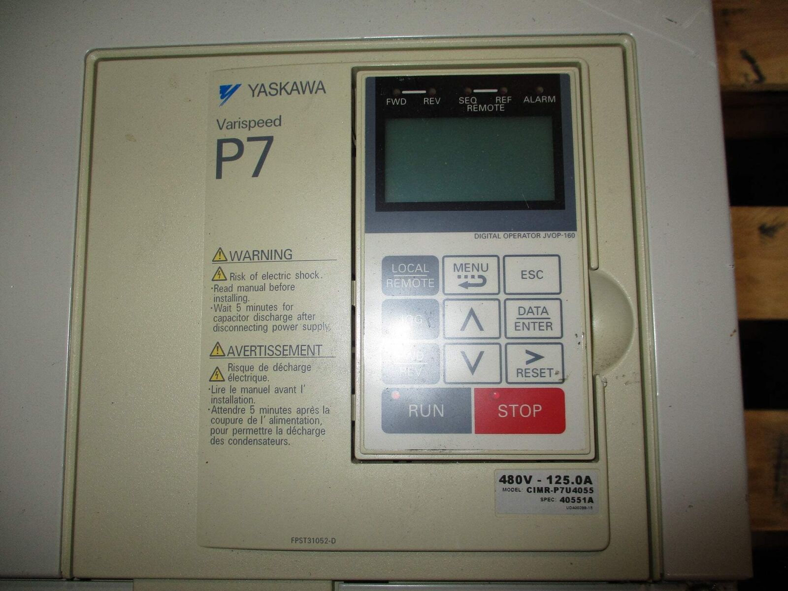 Yaskawa Varispeed P7 AC Drive CIMR-P7U4055 100HP 3Ph w/ Keypad Used