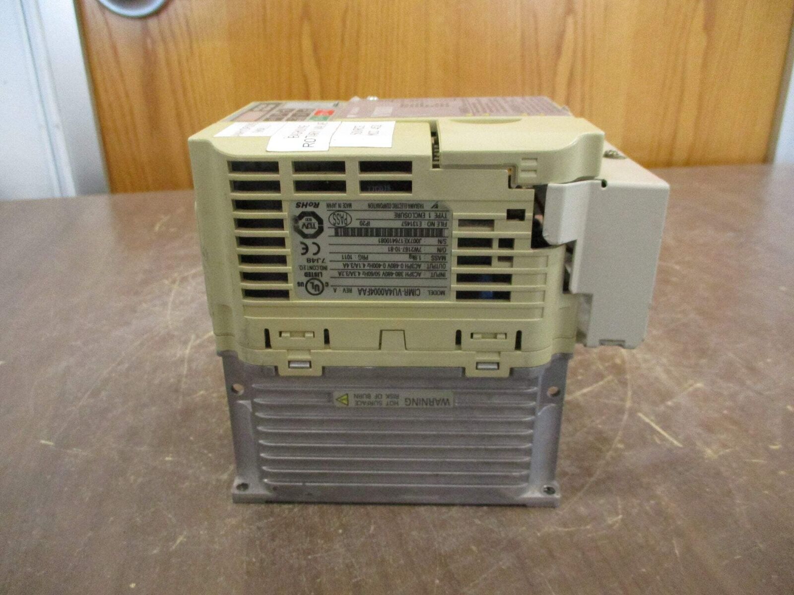 Yaskawa V1000 AC Drive CIMR-VU4A0004FAA Rev. A 1HP w/ Keypad Used