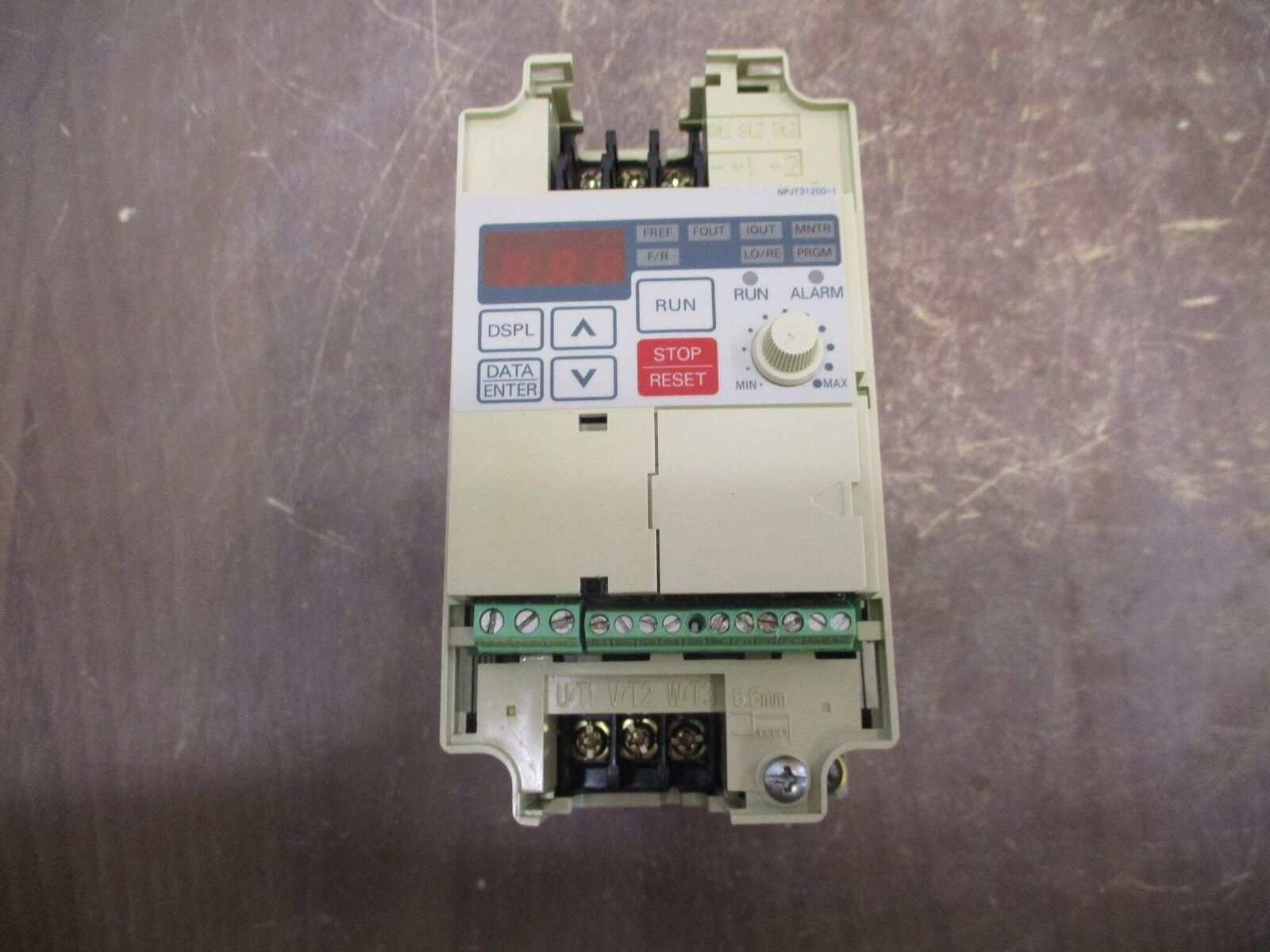 MagneTek AC Drive JDA003 0.5HP 3Ph *No Cover* *Cracked* Used