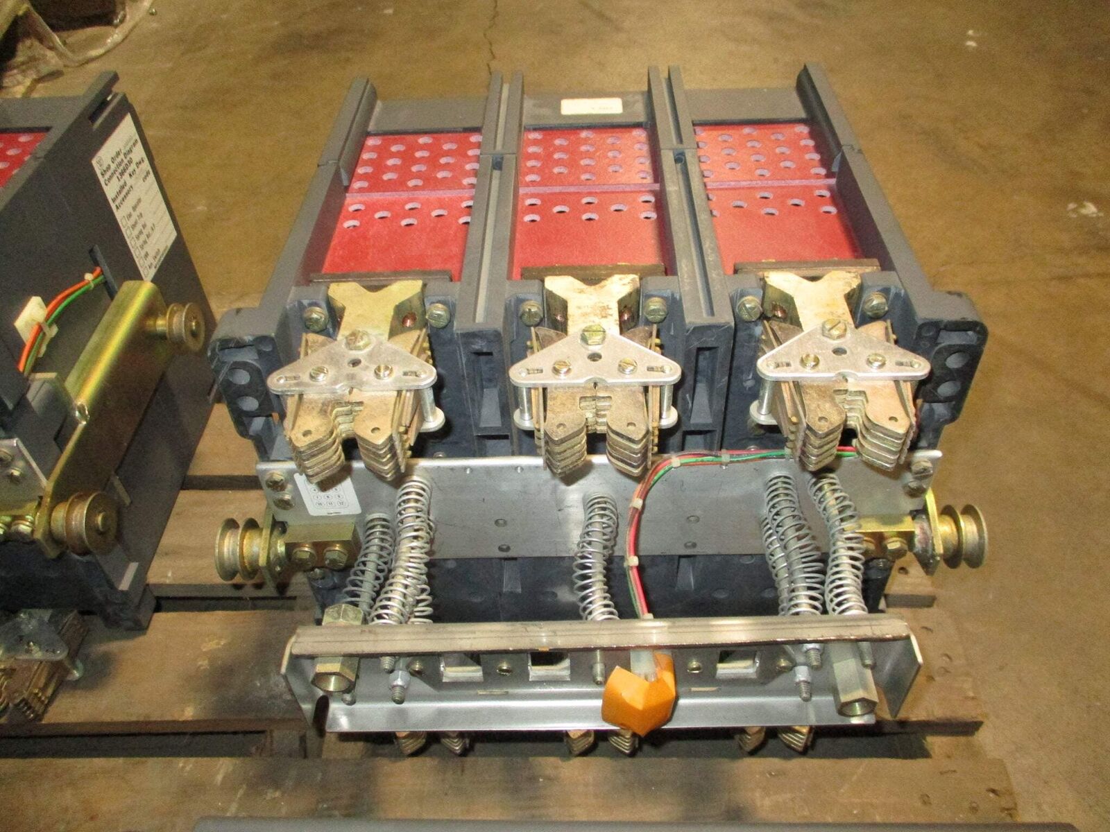 Westinghouse Circuit Breaker SPB 50 800A Frame 400A Plug 600V 3P 50/60Hz Used