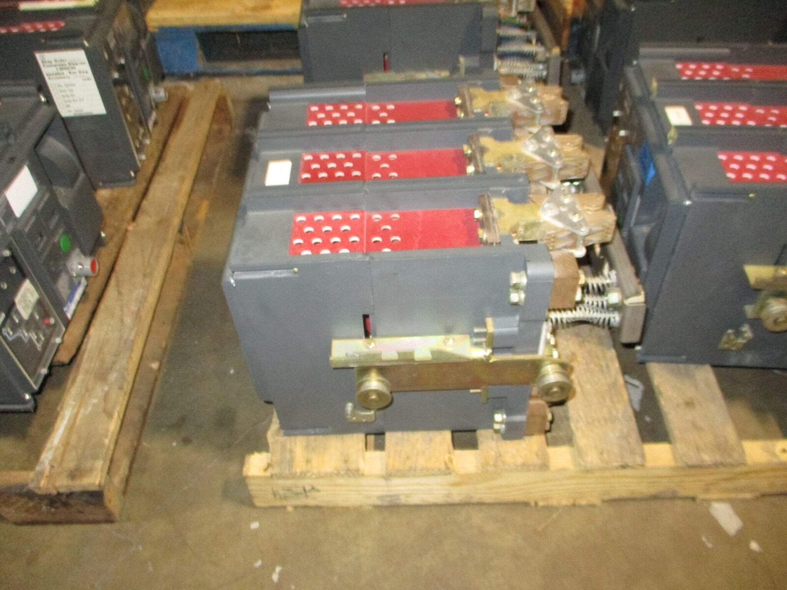 Westinghouse Circuit Breaker SPB 100 800A Frame 600A Plug 50/60Hz 3P Used