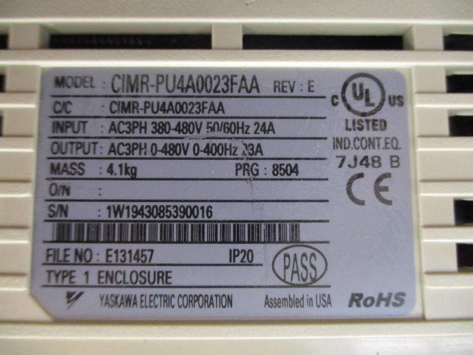 Yaskawa P1000 AC Drive CIMR-PU4A0023FAA 15HP 3Ph w/ Keypad Used