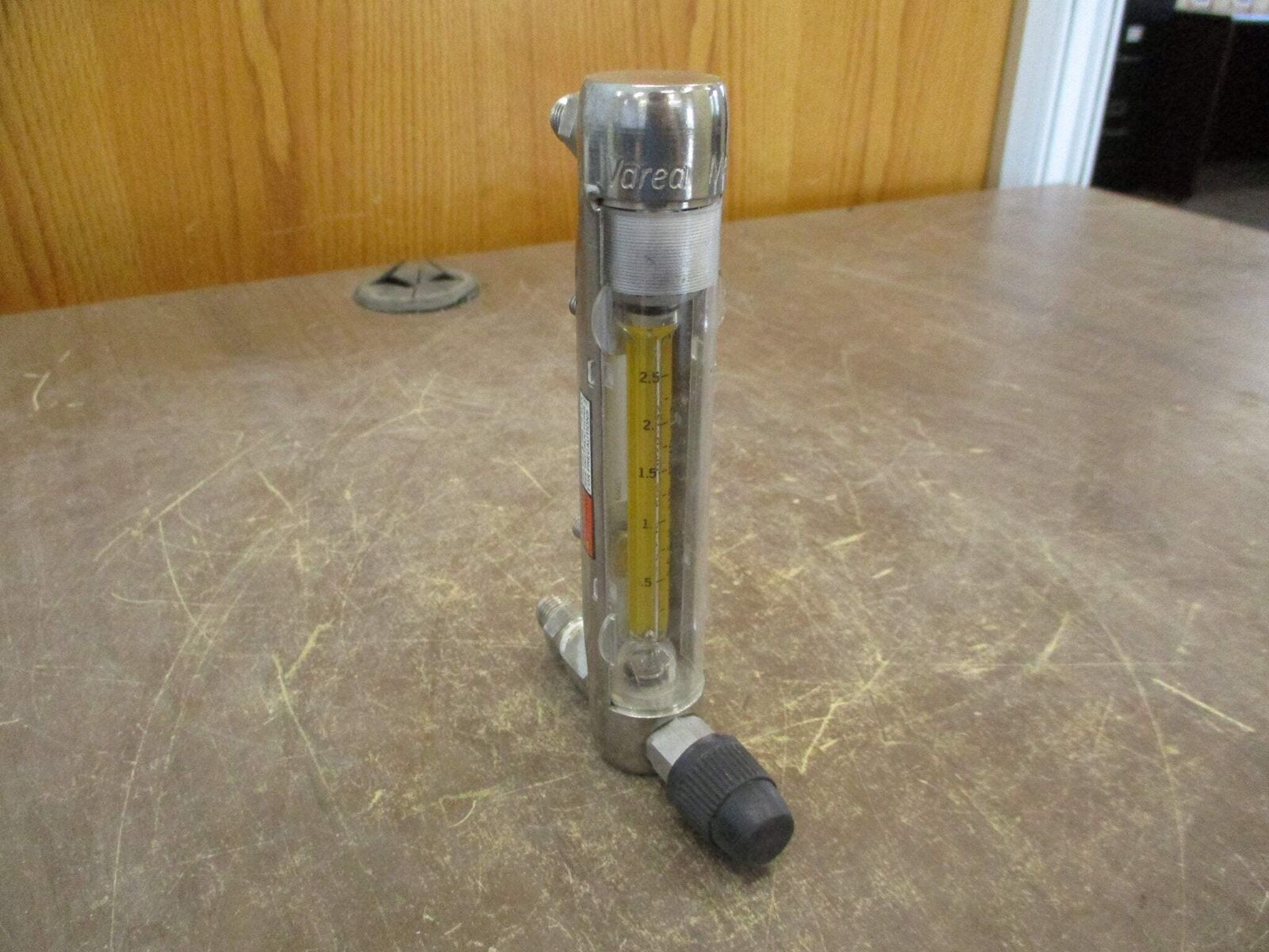 Varea Meter Flow Meter 32E983SSXX2X Used