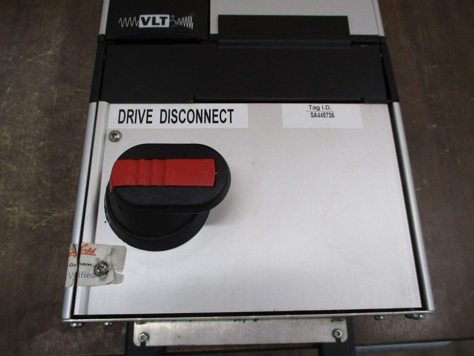 Danfoss VLT 6008 AC Drive 175Z7285 7.5HP 3Ph w/ Disconnect Used