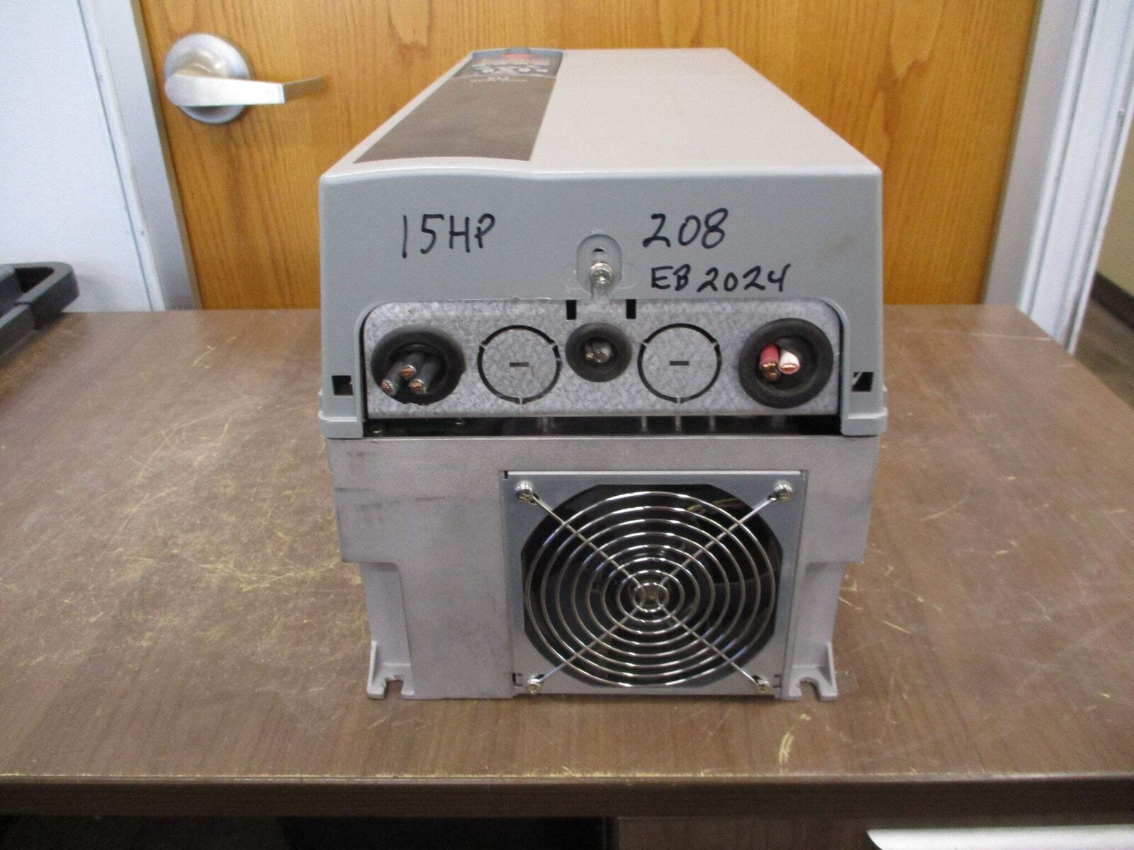 Danfoss VLT AC Drive 131B9365 15HP 3Ph w/ Keypad Used