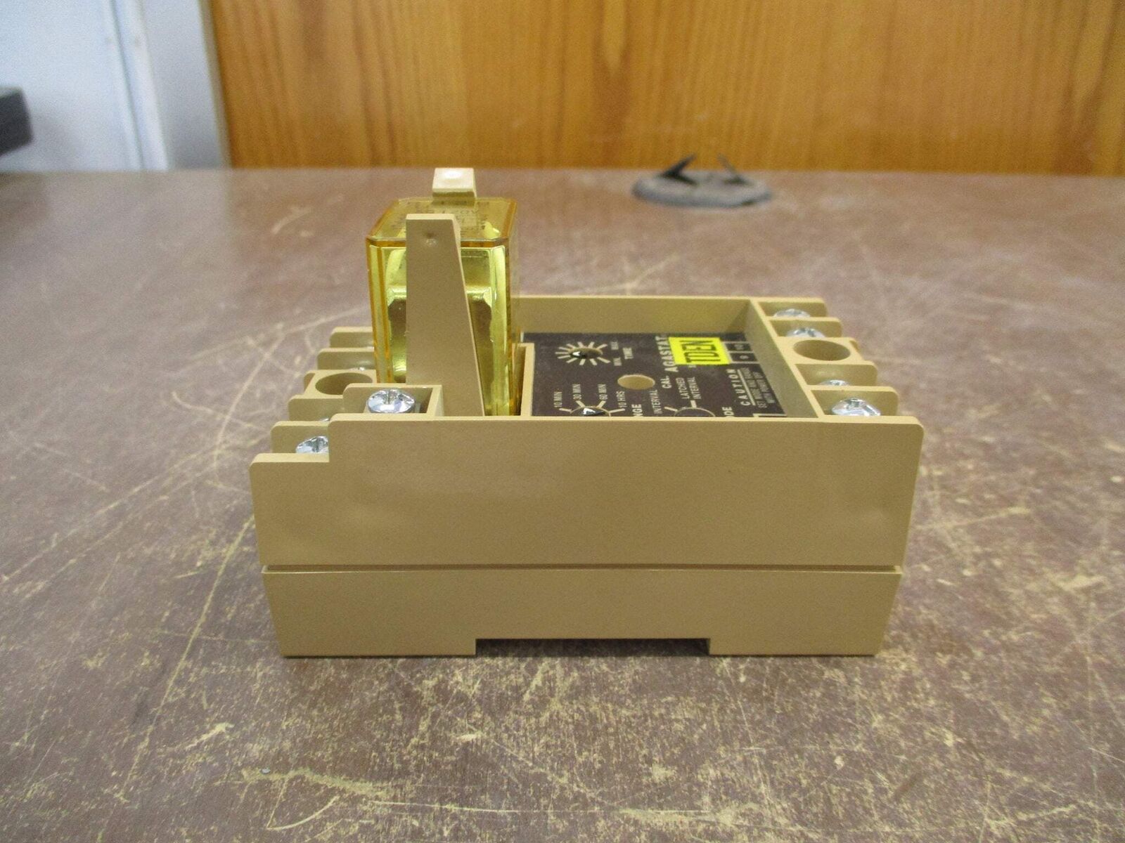Agastat Timing Relay SSFR90X Range: 3 Sec - 10 hrs Used