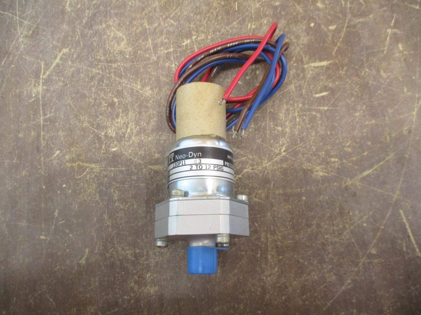 ITT Neo-Dyn Pressure Switch 130P11 C3 Range: 2-12PSIG 125/250VAC 28VDC *No Box*
