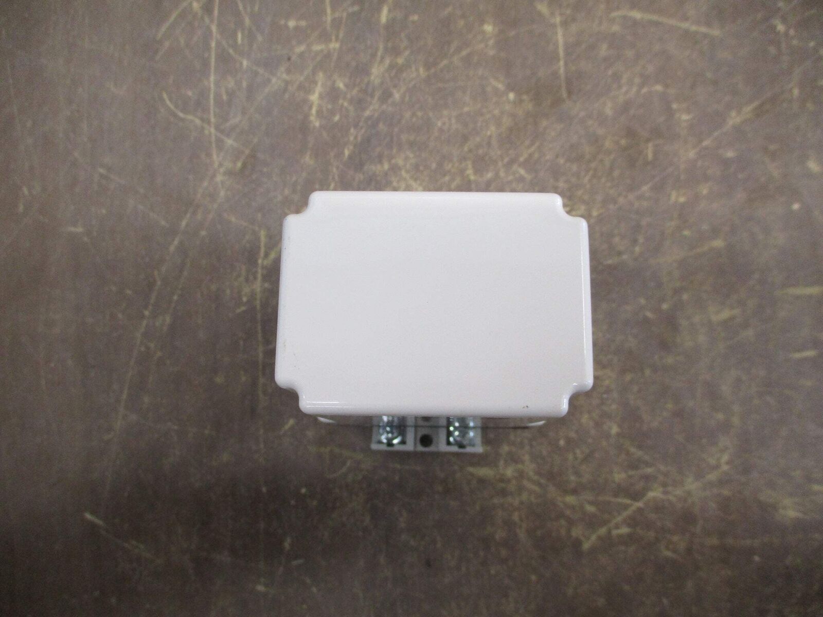 Eaton Time Delay Relay TMR5CC1120 120V AC/DC Delay: Fixed 2 Sec. w/ Base Used