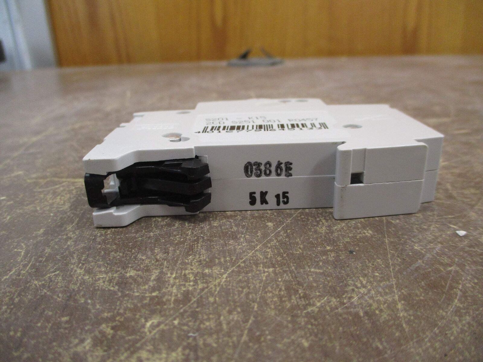 ABB Circuit Breaker S201 K15A 230/400V 15A 1P Used