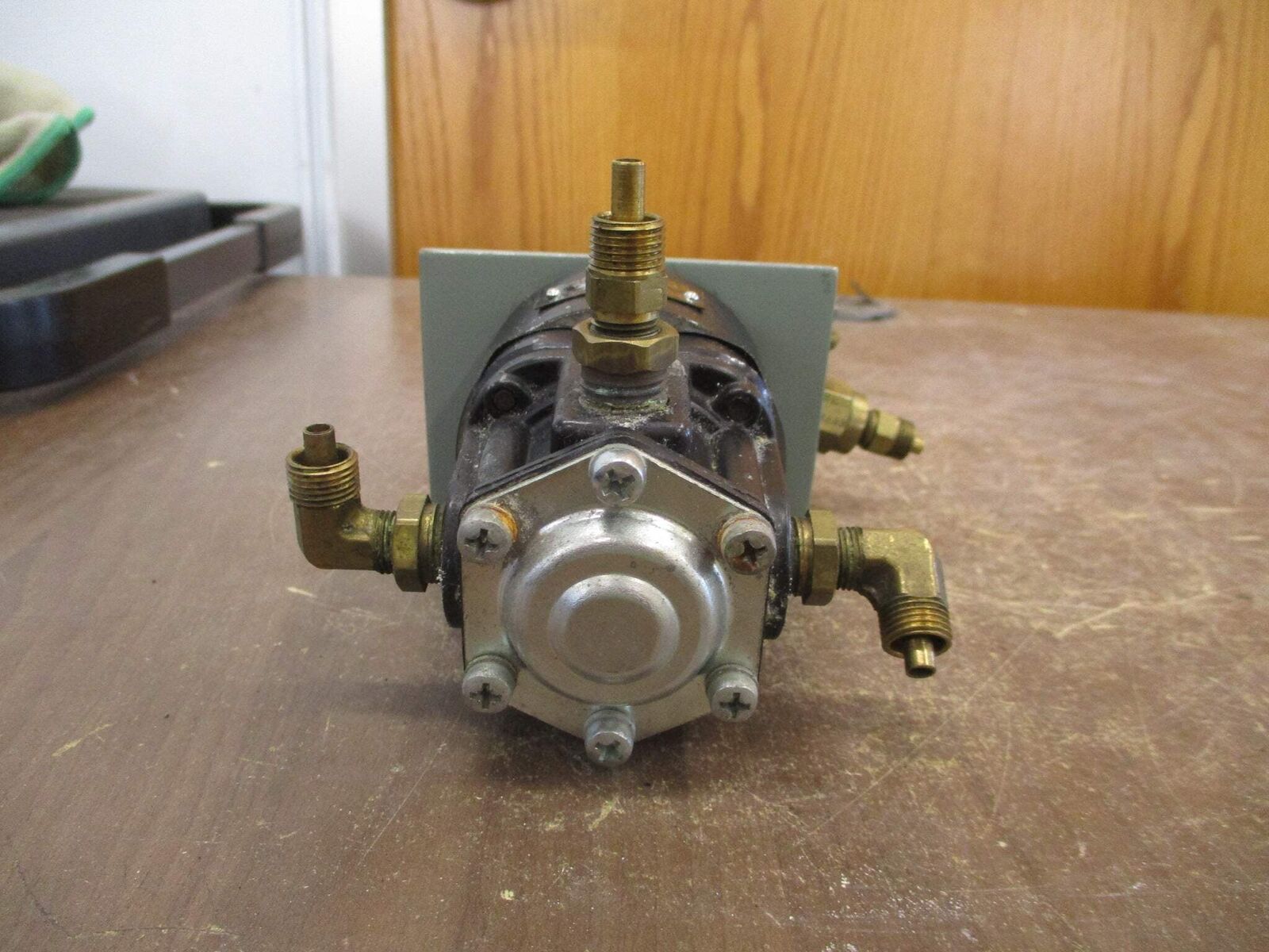 Fairchild Regulator 2C72846 Used