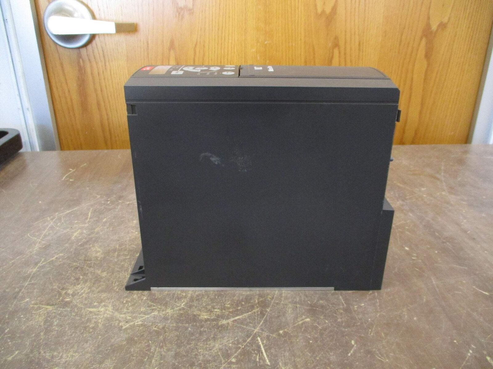 Danfoss Micro AC Drive 132F0016 5HP 3Ph w/ Keypad Used