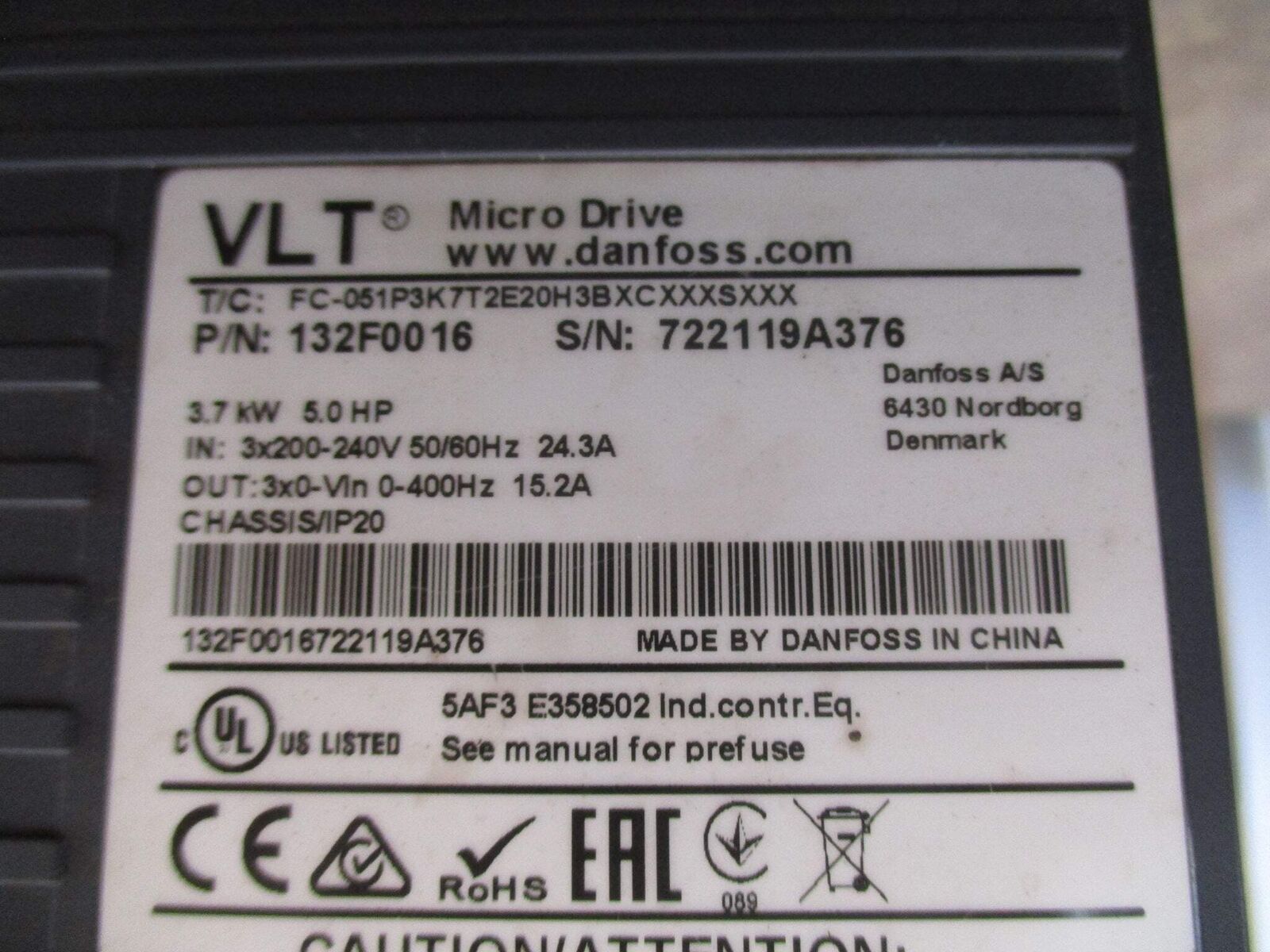 Danfoss Micro AC Drive 132F0016 5HP 3Ph w/ Keypad Used