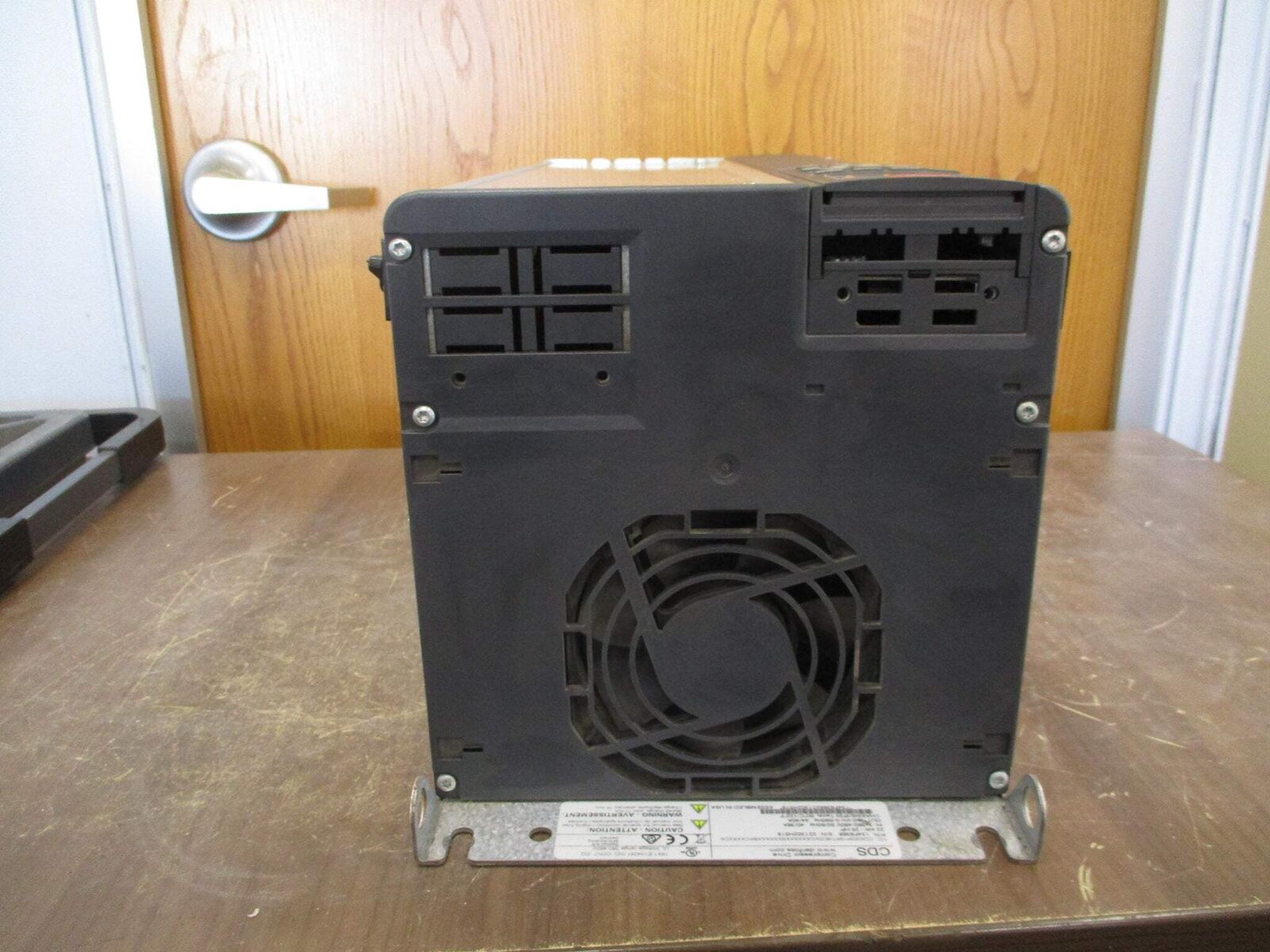 Danfoss CDS AC Drive 134F9368 25HP 3Ph w/ Keypad Used