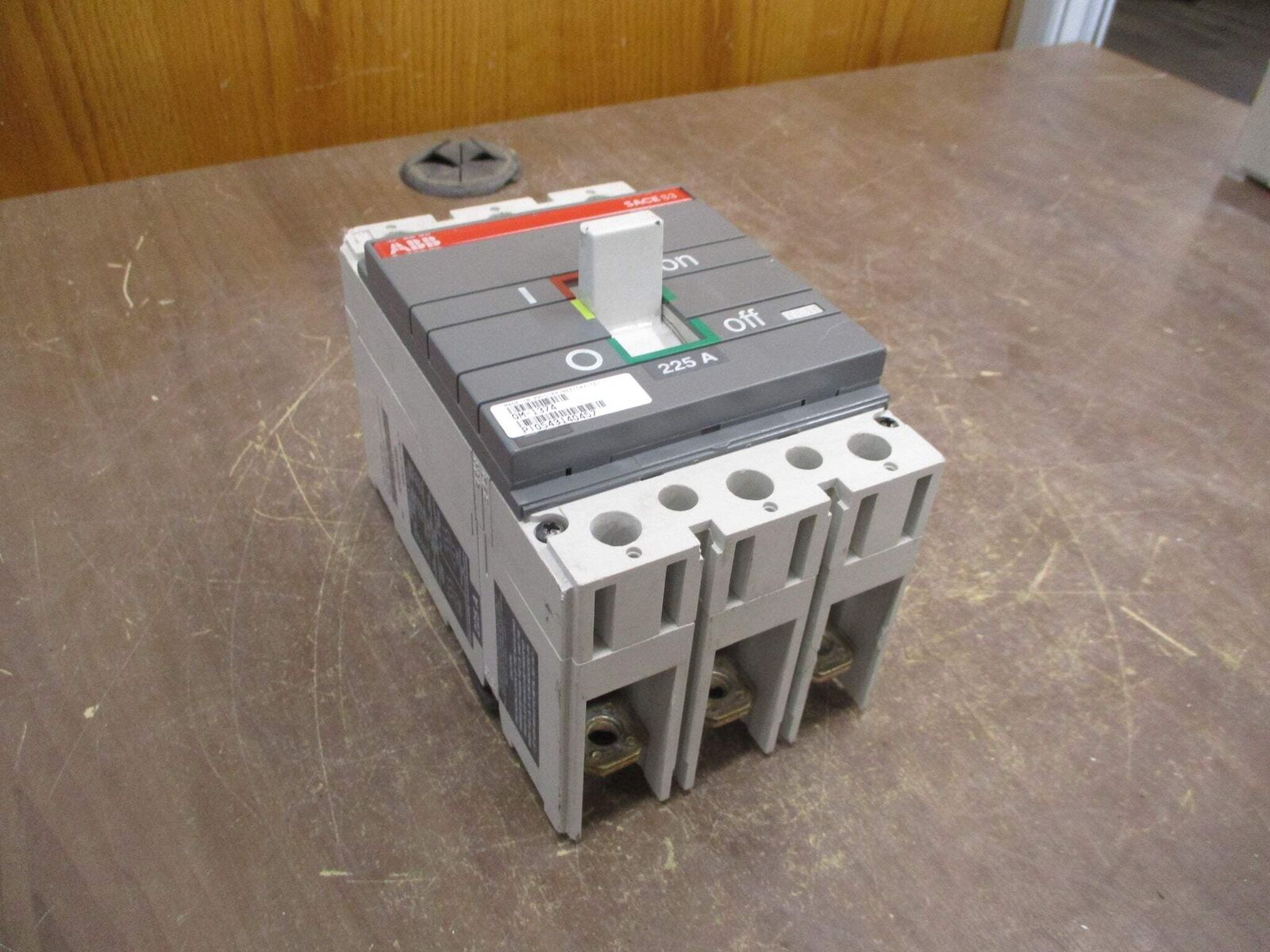 ABB Sace S3 Circuit Breaker S3H-D 225 480V 225A 3P Used